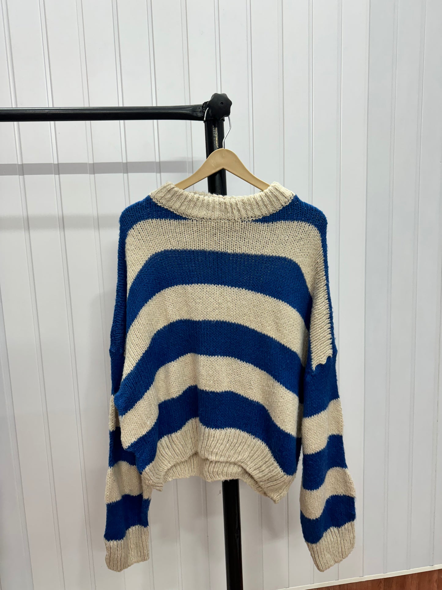 ST44-Blue stripes jumper