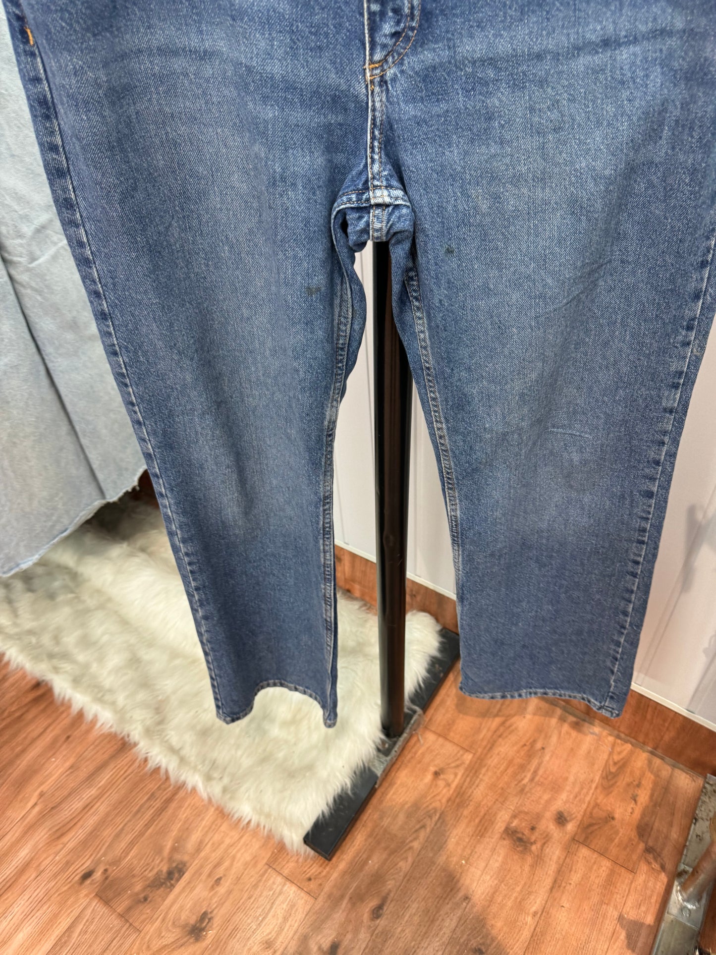 0719-36 Straight Fit Jeans