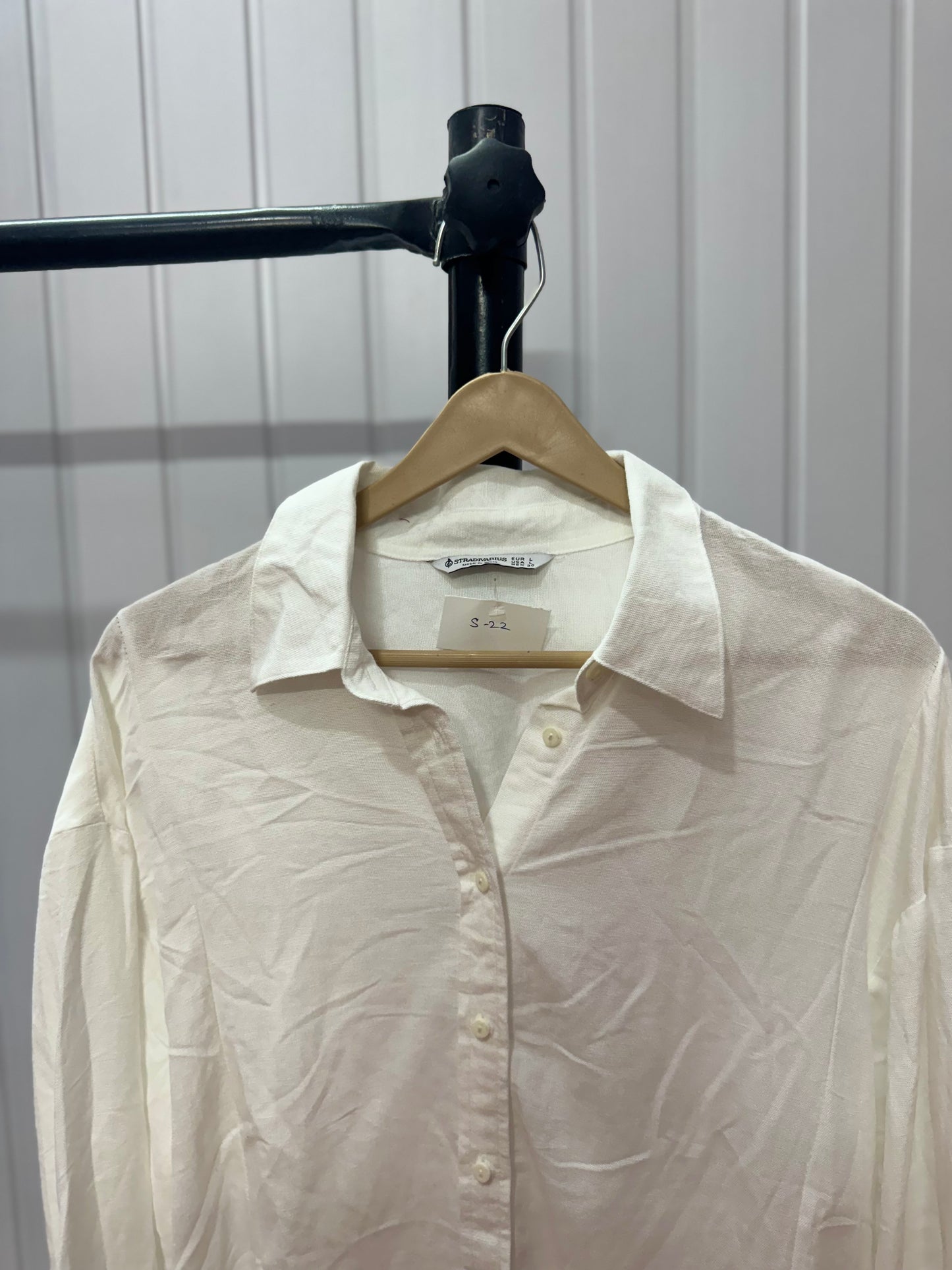 S22- White Shirt