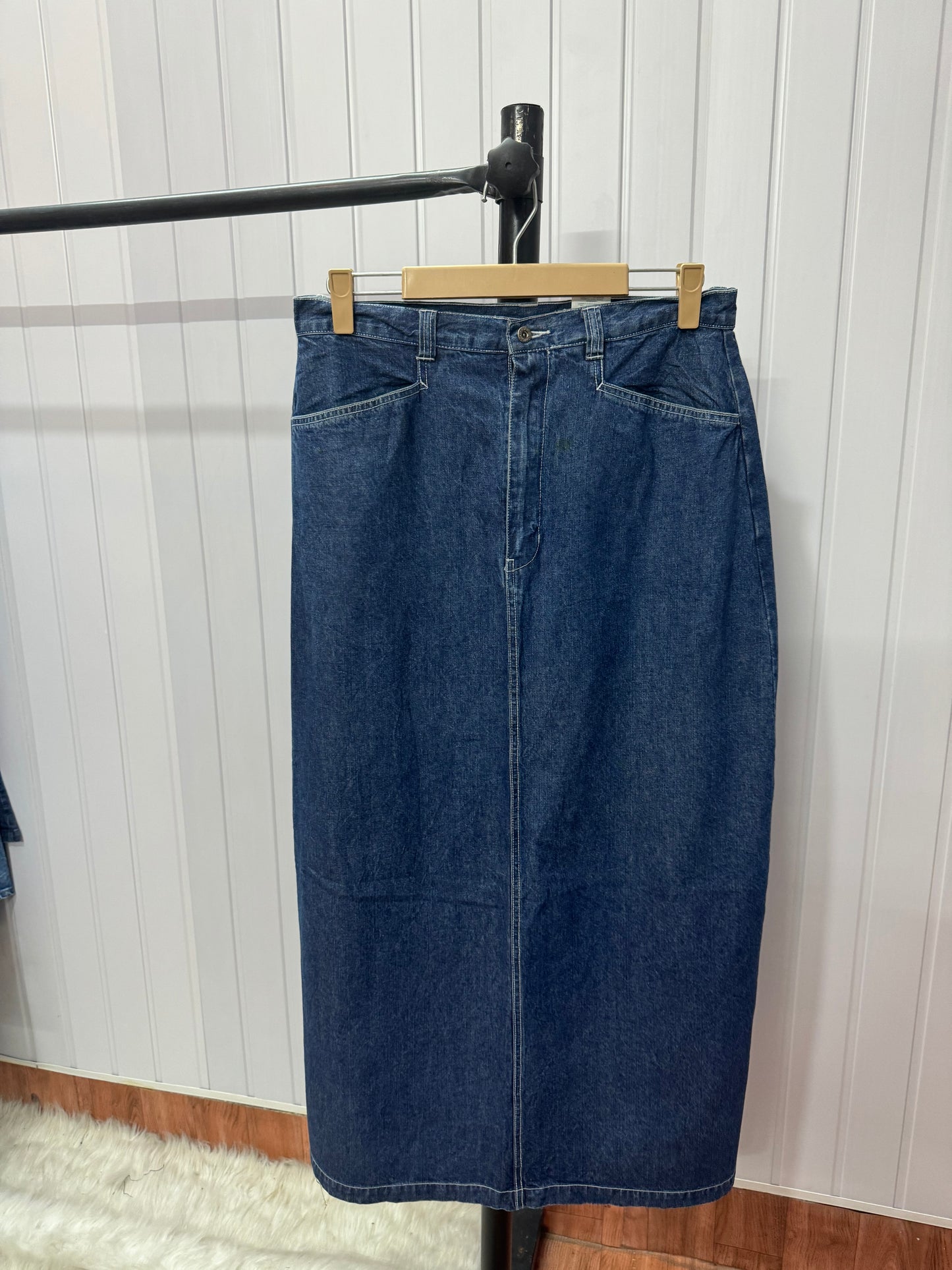 S46-32 Long Denim Skirt