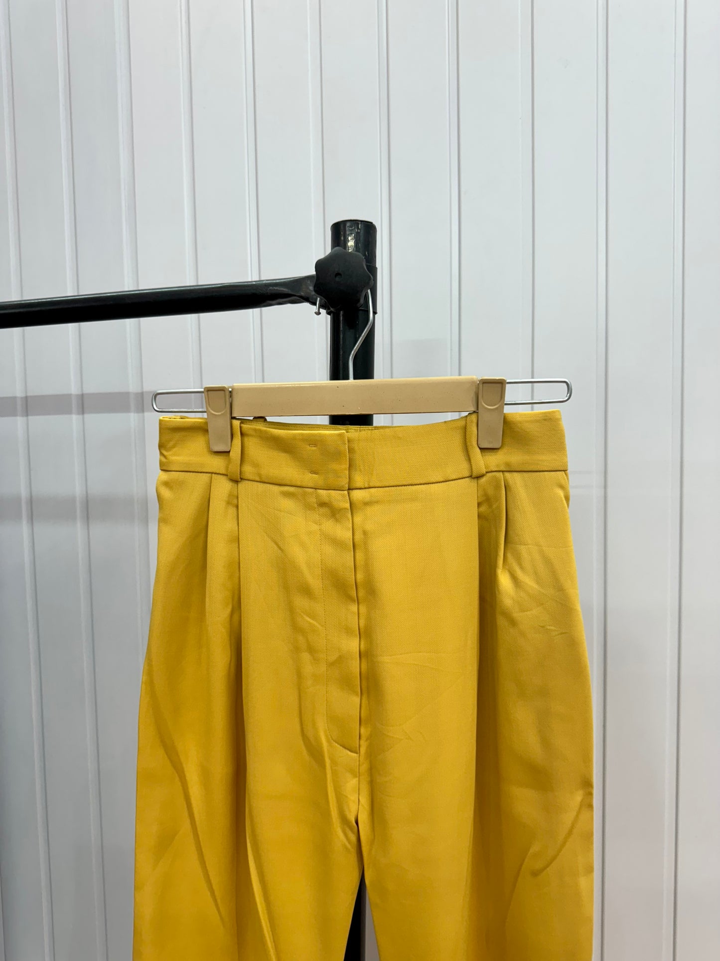 1519-26 Yellow Tapered Pants