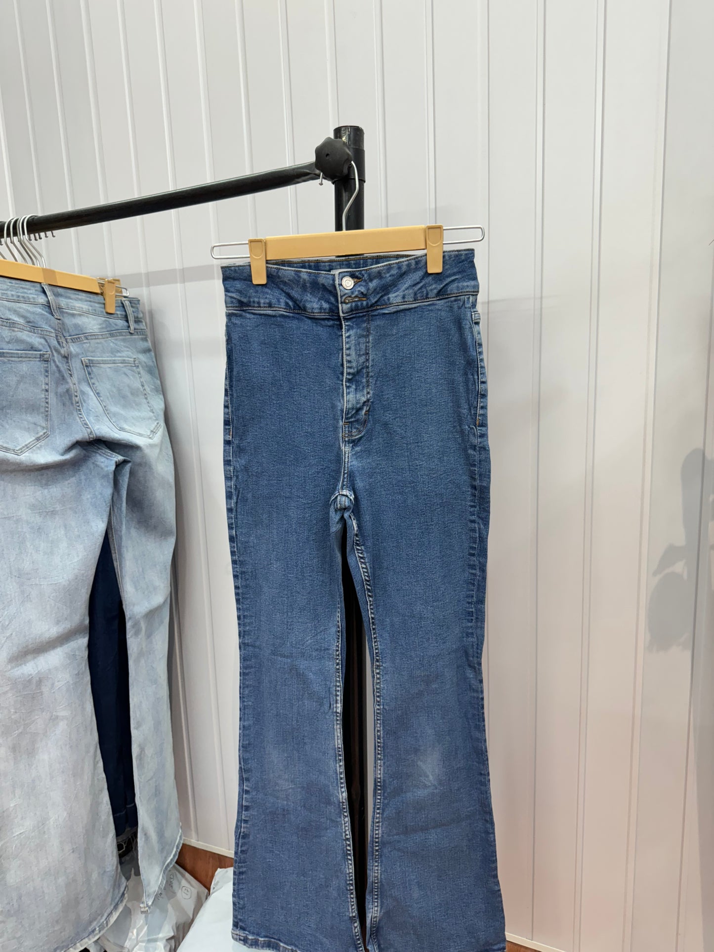 0126-26 Bootcut Jeans