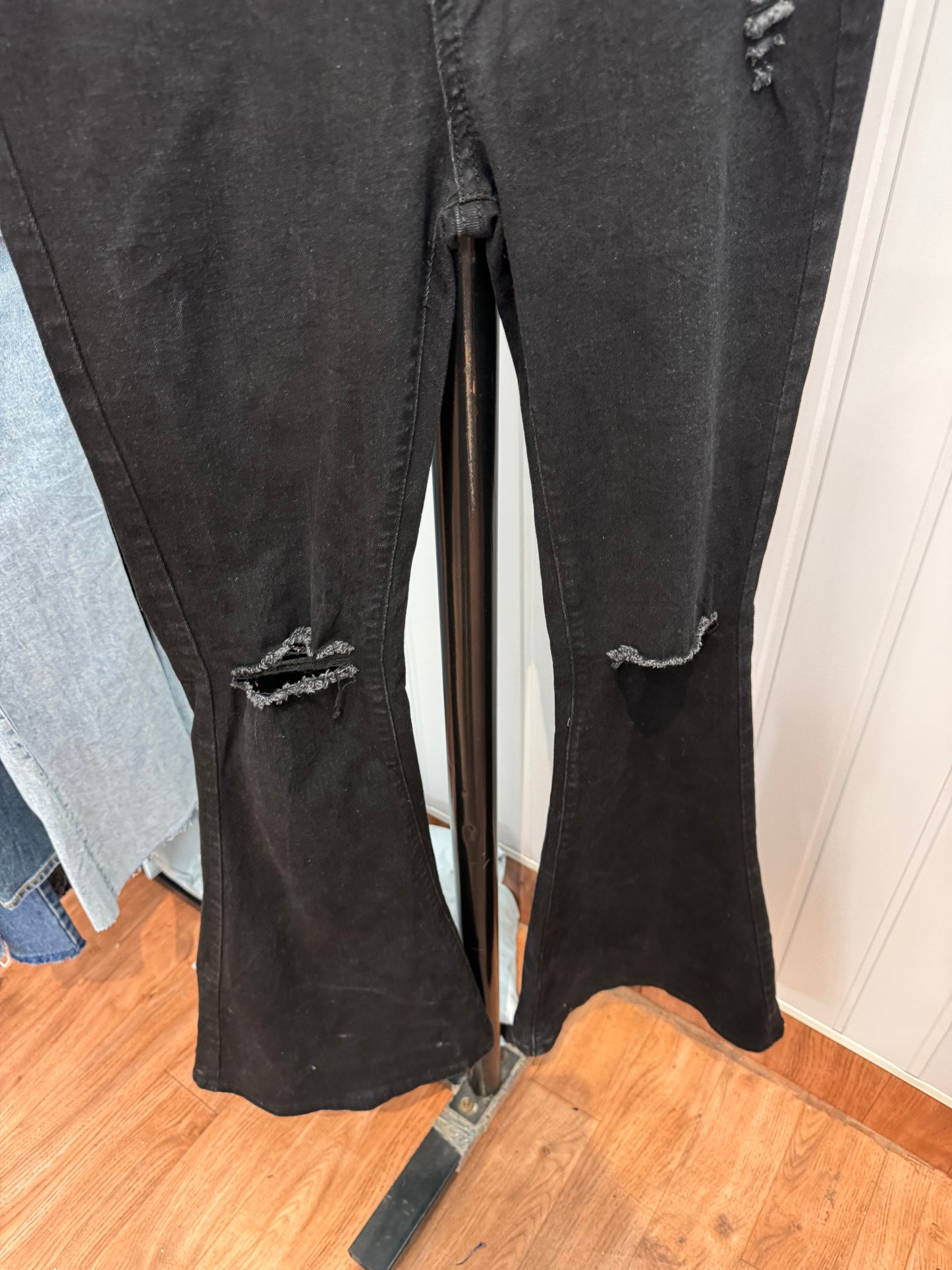 0108-26 Black Bootcut Jeans