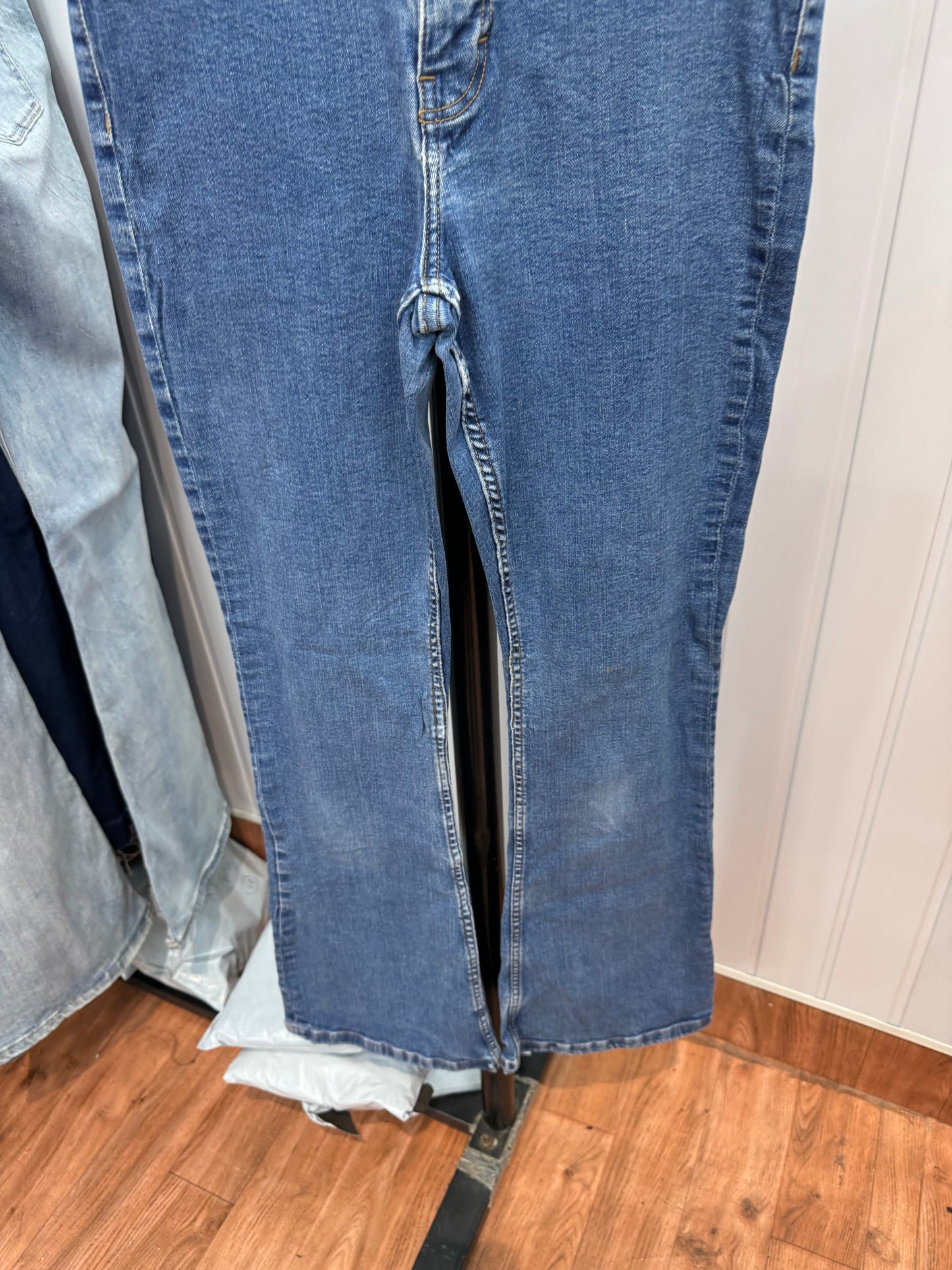 0126-26 Bootcut Jeans