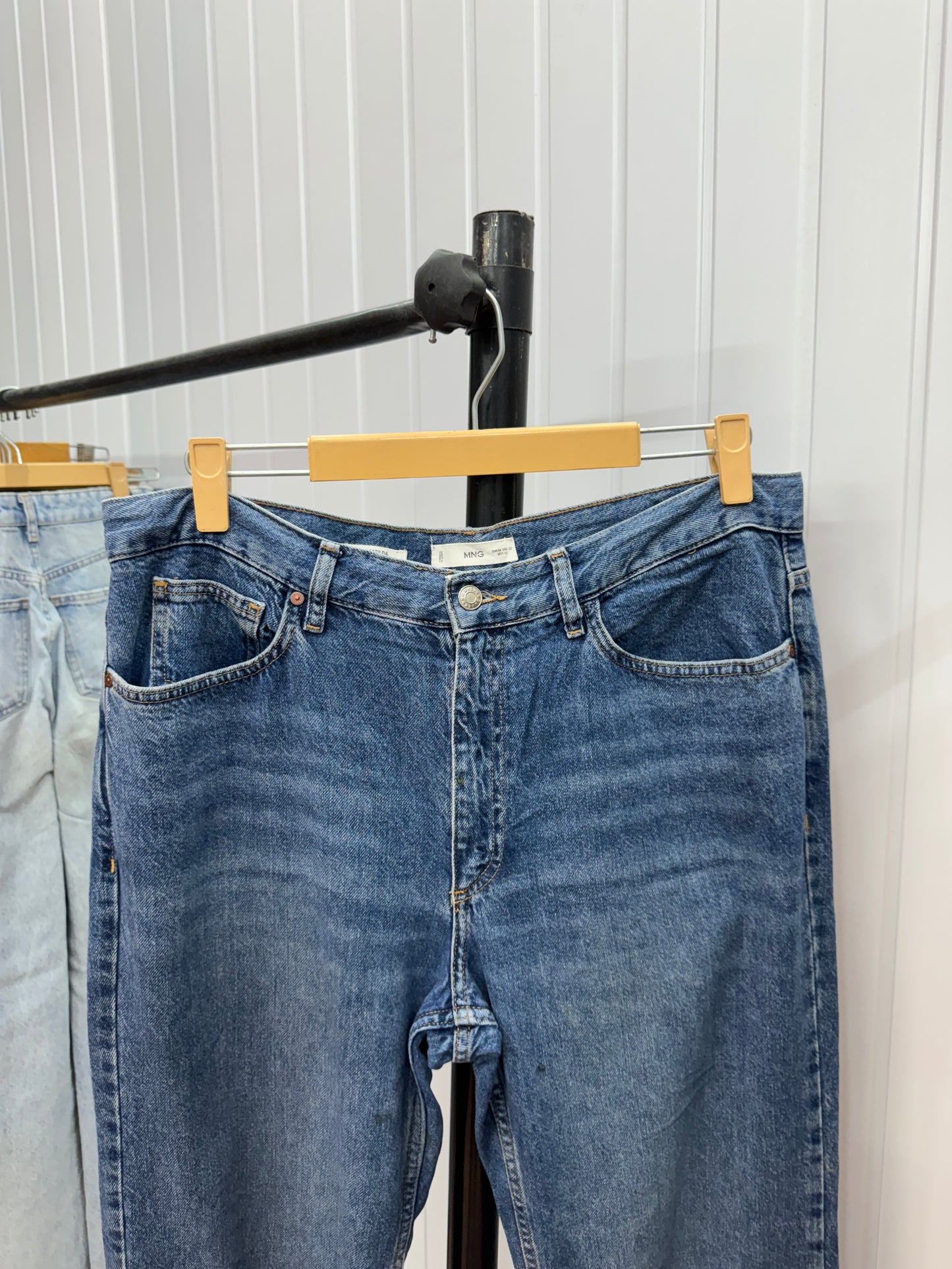 0719-36 Straight Fit Jeans