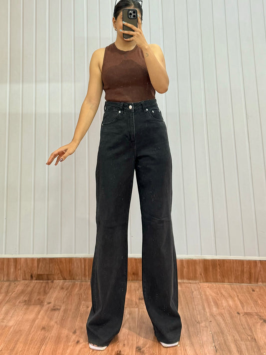 0118-28 Black Straight Fit Jeans