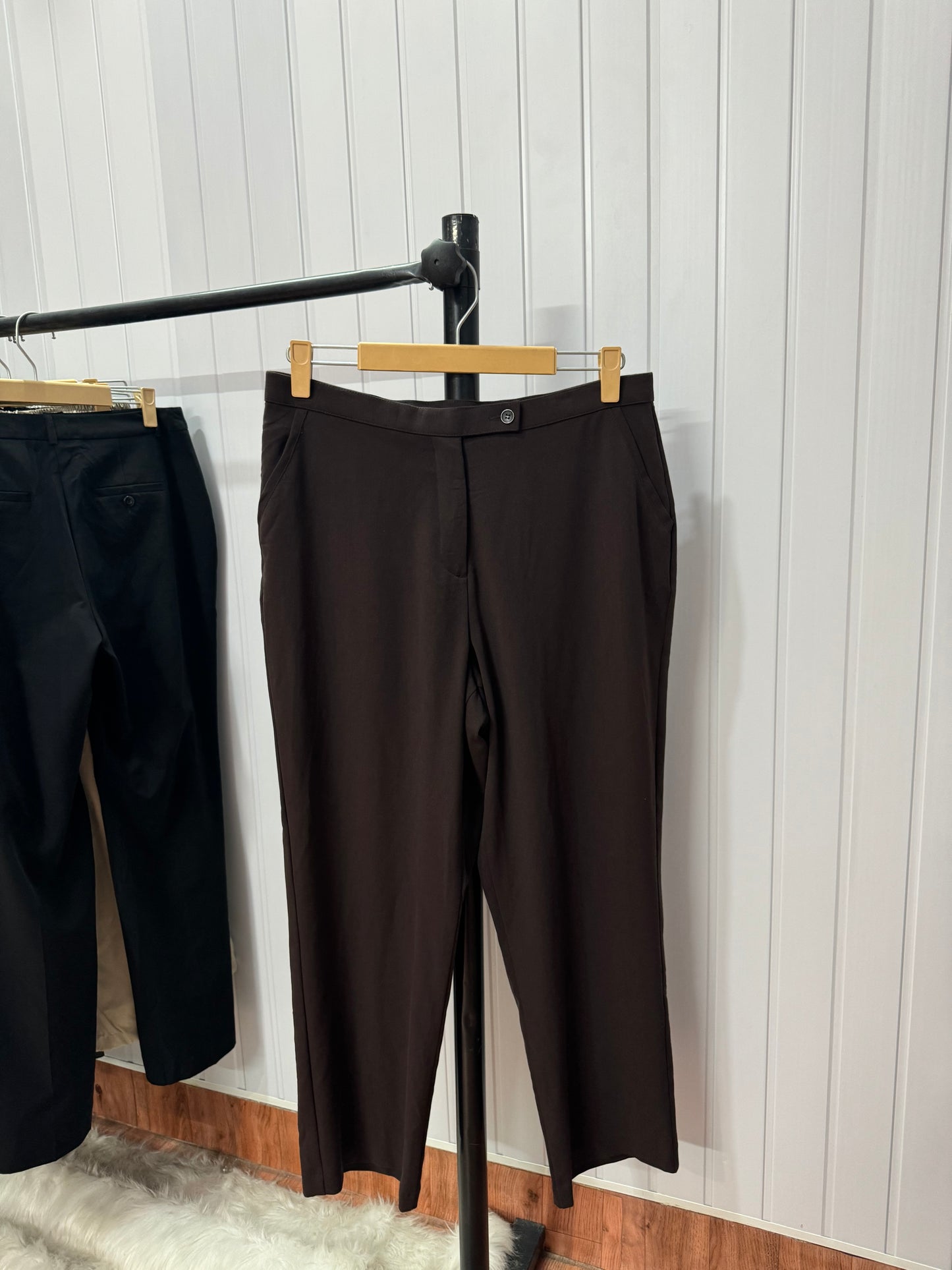 0827-34 Dark Brown Mom fit trousers