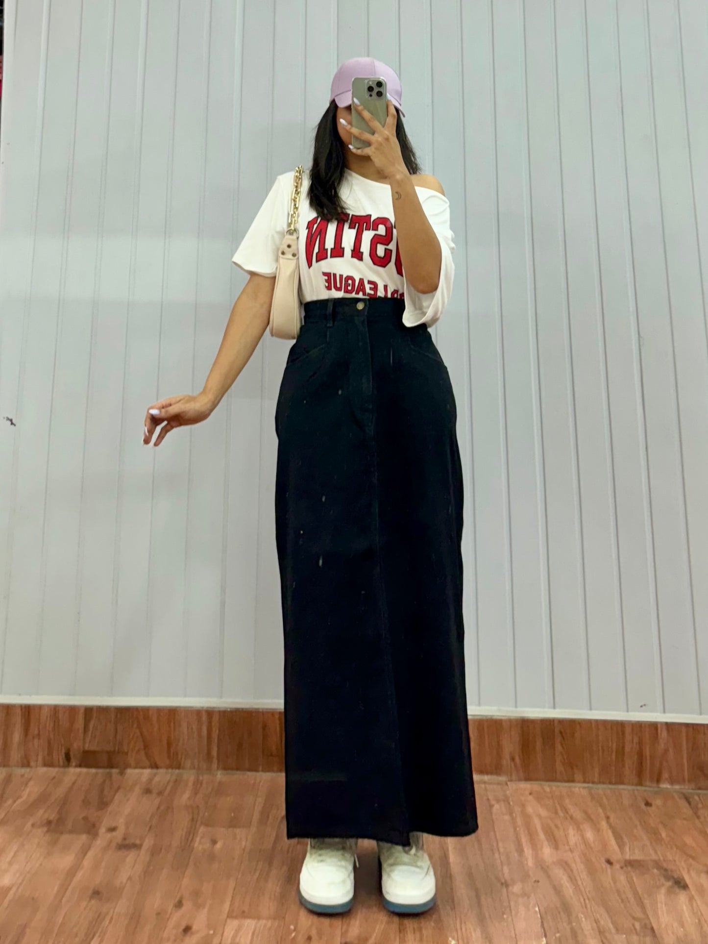 S77-28 Black Long Denim Skirt