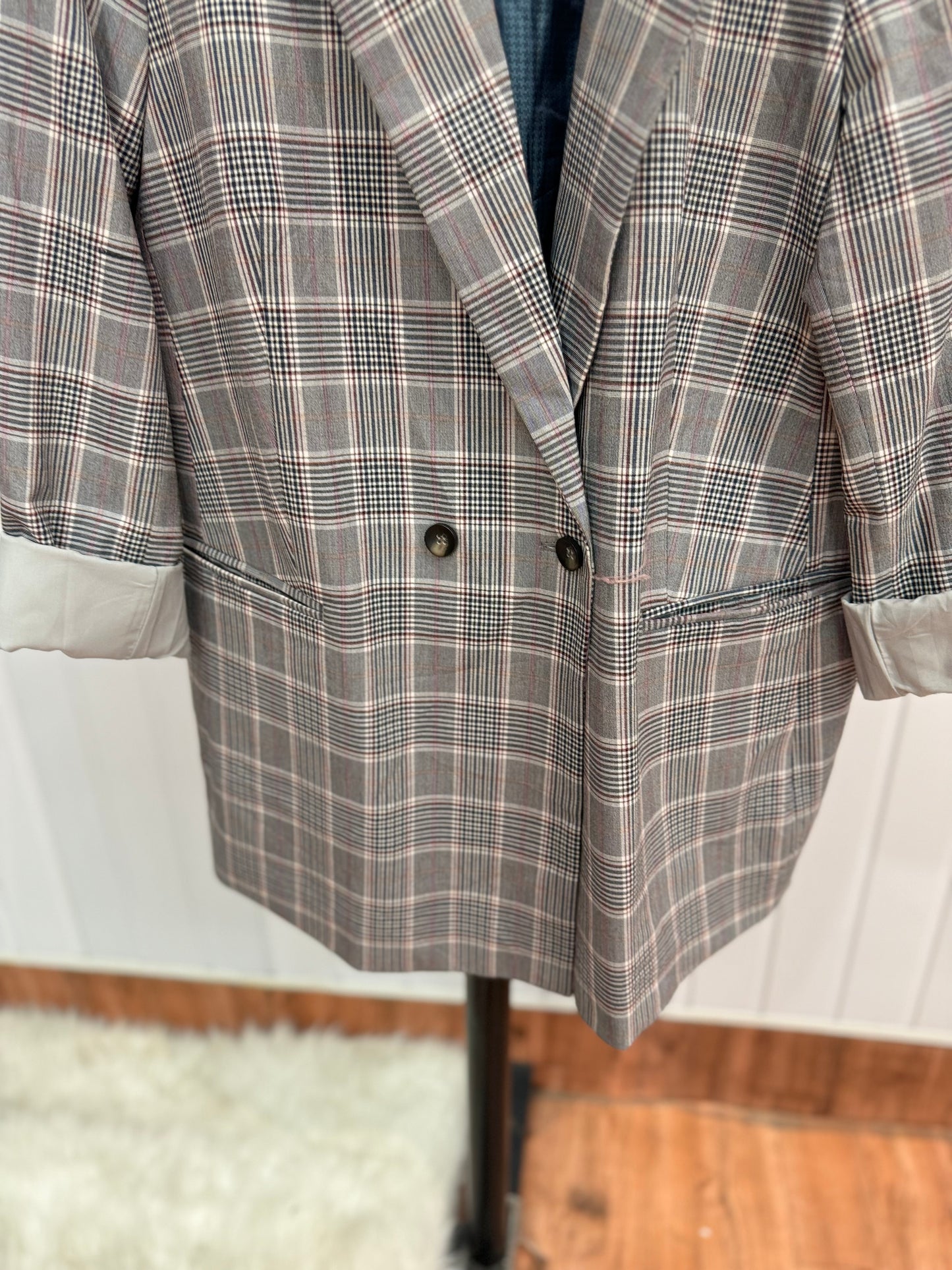 B23-Checkered Blazer