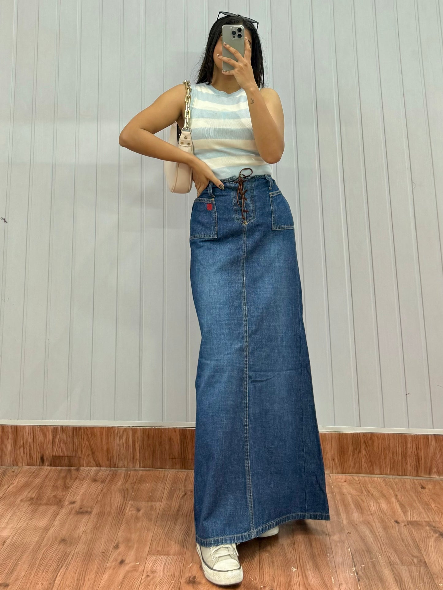 S47-30 Long denim skirt