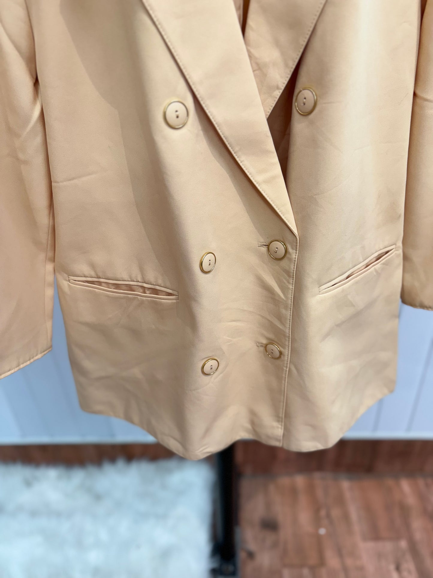 B13-Beige Oversized Blazer