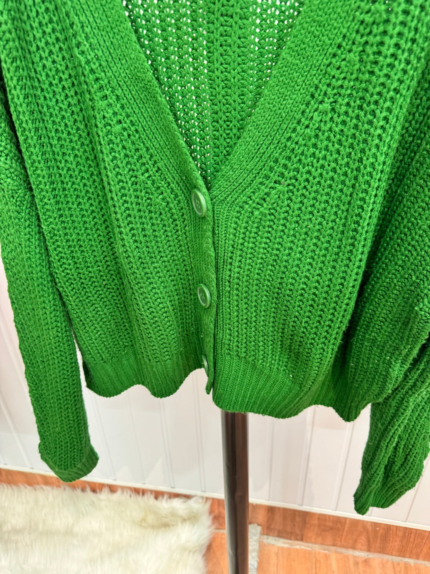 ST10-Green Cardigan