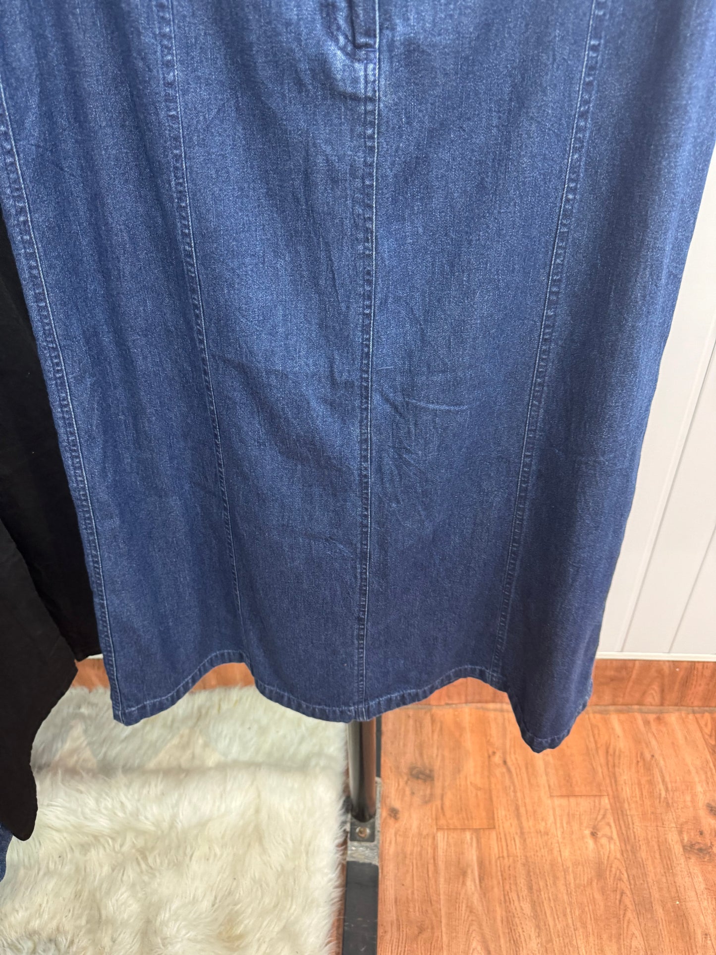 S78-34 Long Denim Skirt