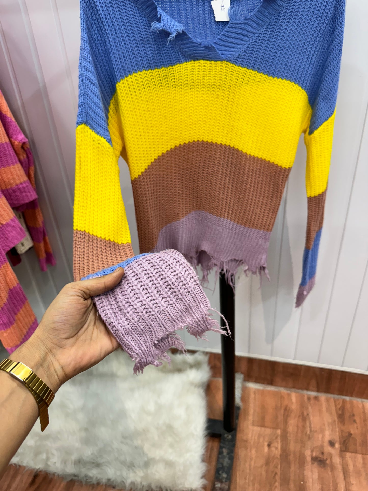 ST03-Colourful pullover