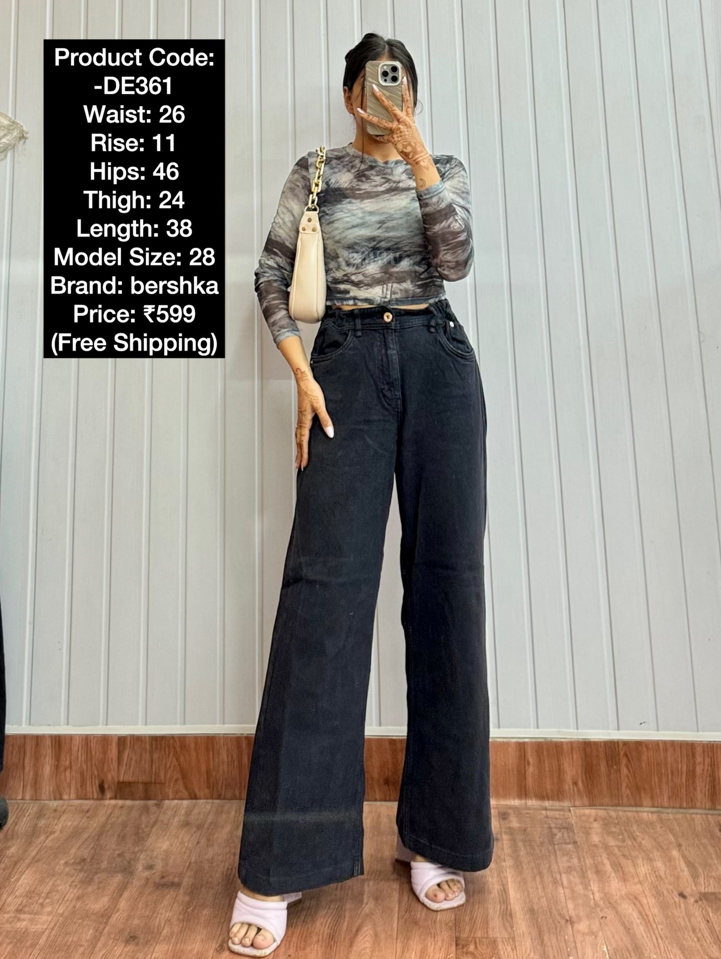 DE361-26 Black Wideleg Jeans