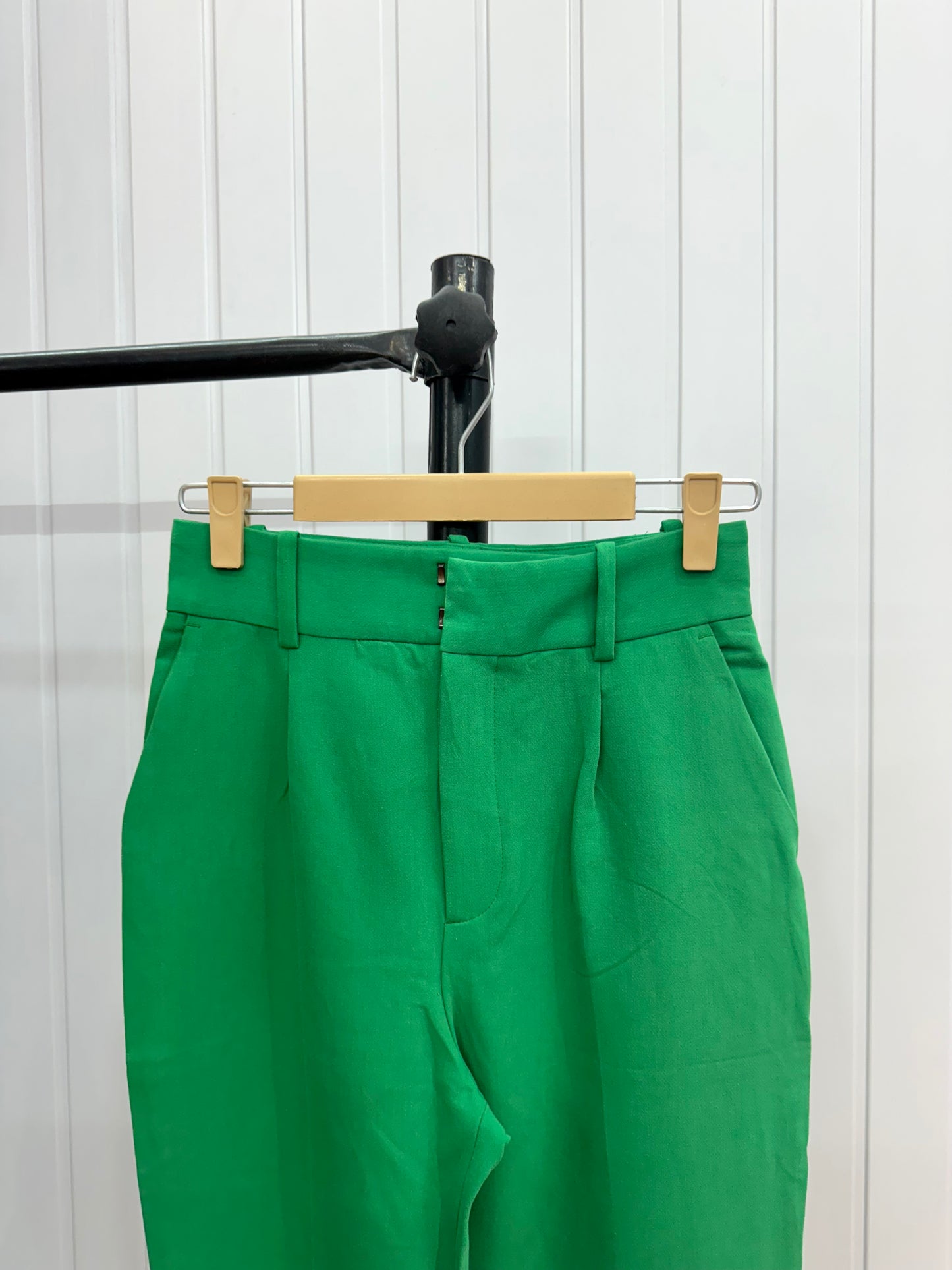 1508-28 Green Tapered Pants