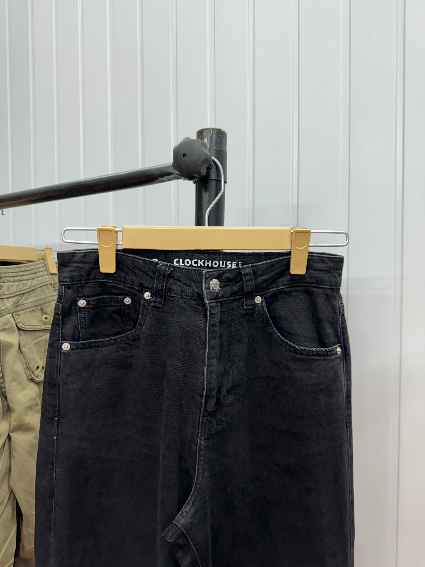 0118-28 Black Straight Fit Jeans