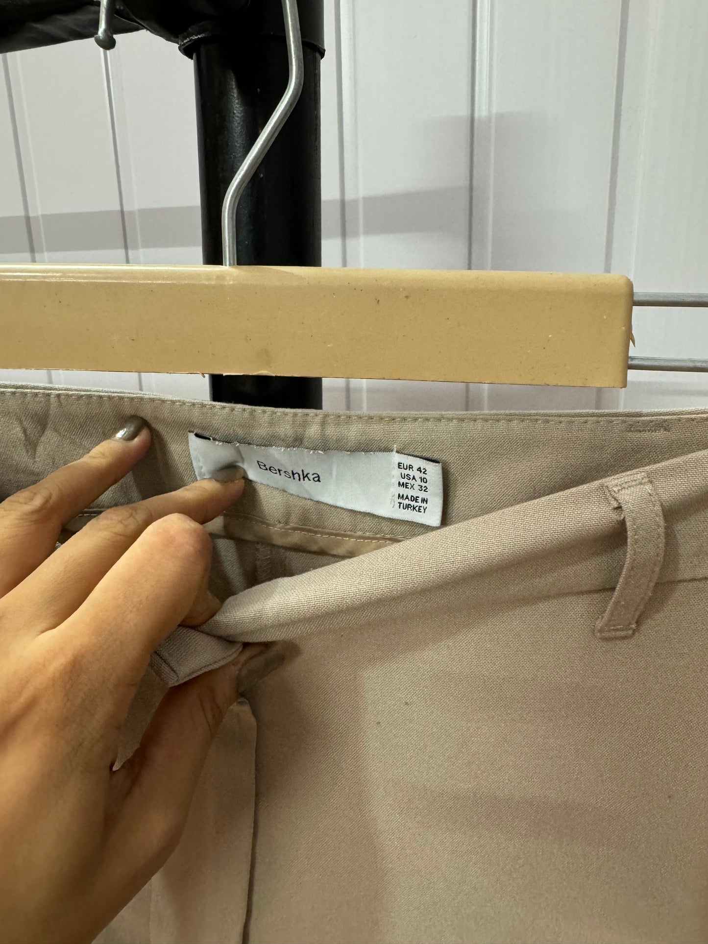 0601-32 Beige Trousers