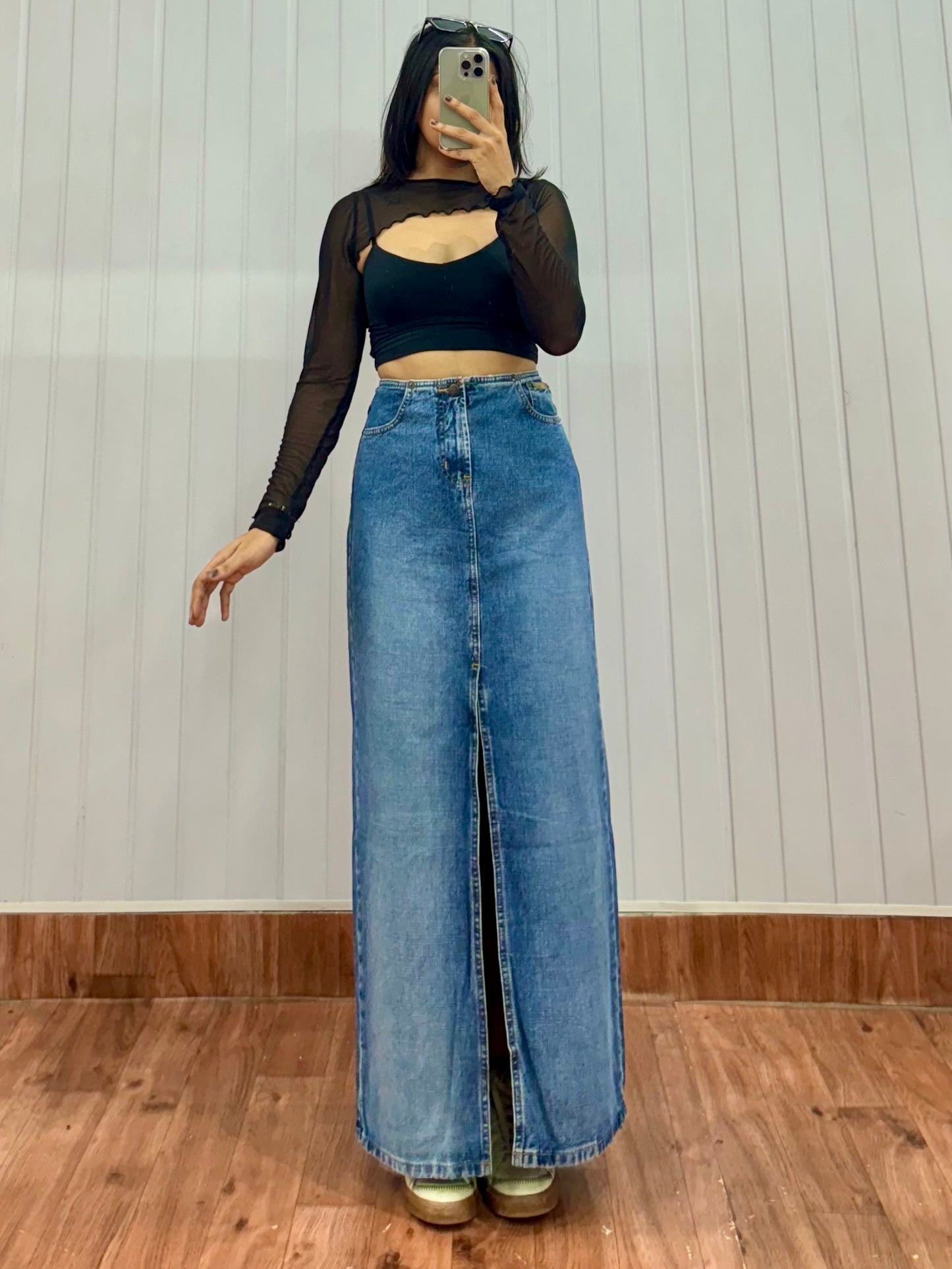 S21-30 Front Slit Denim Skirt