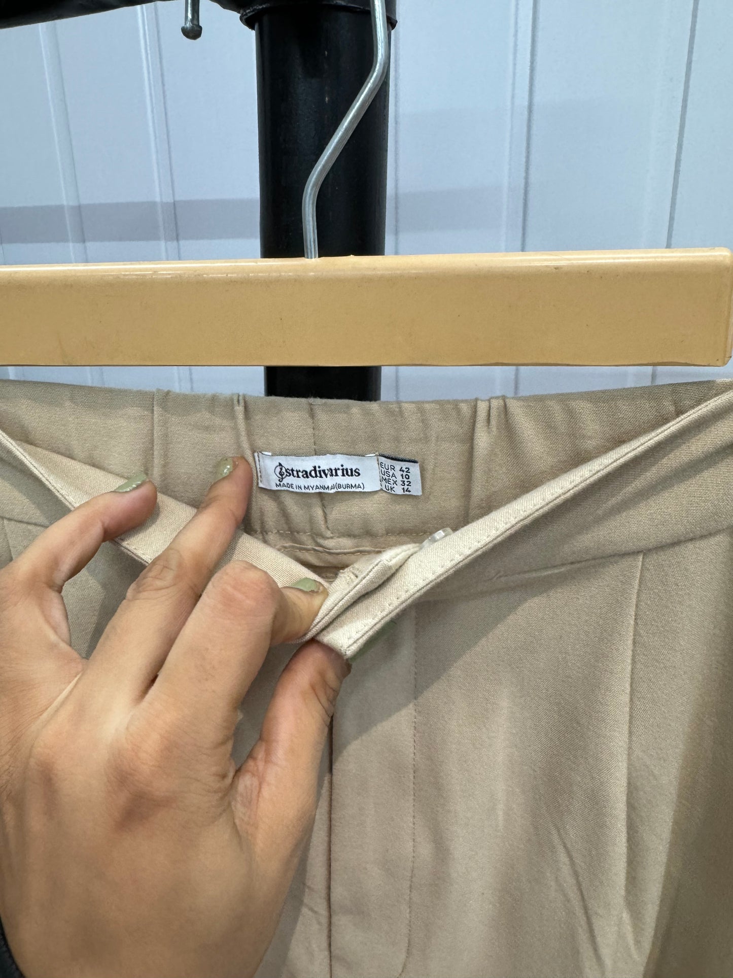 0802-26-28 Beige Flared Trousers