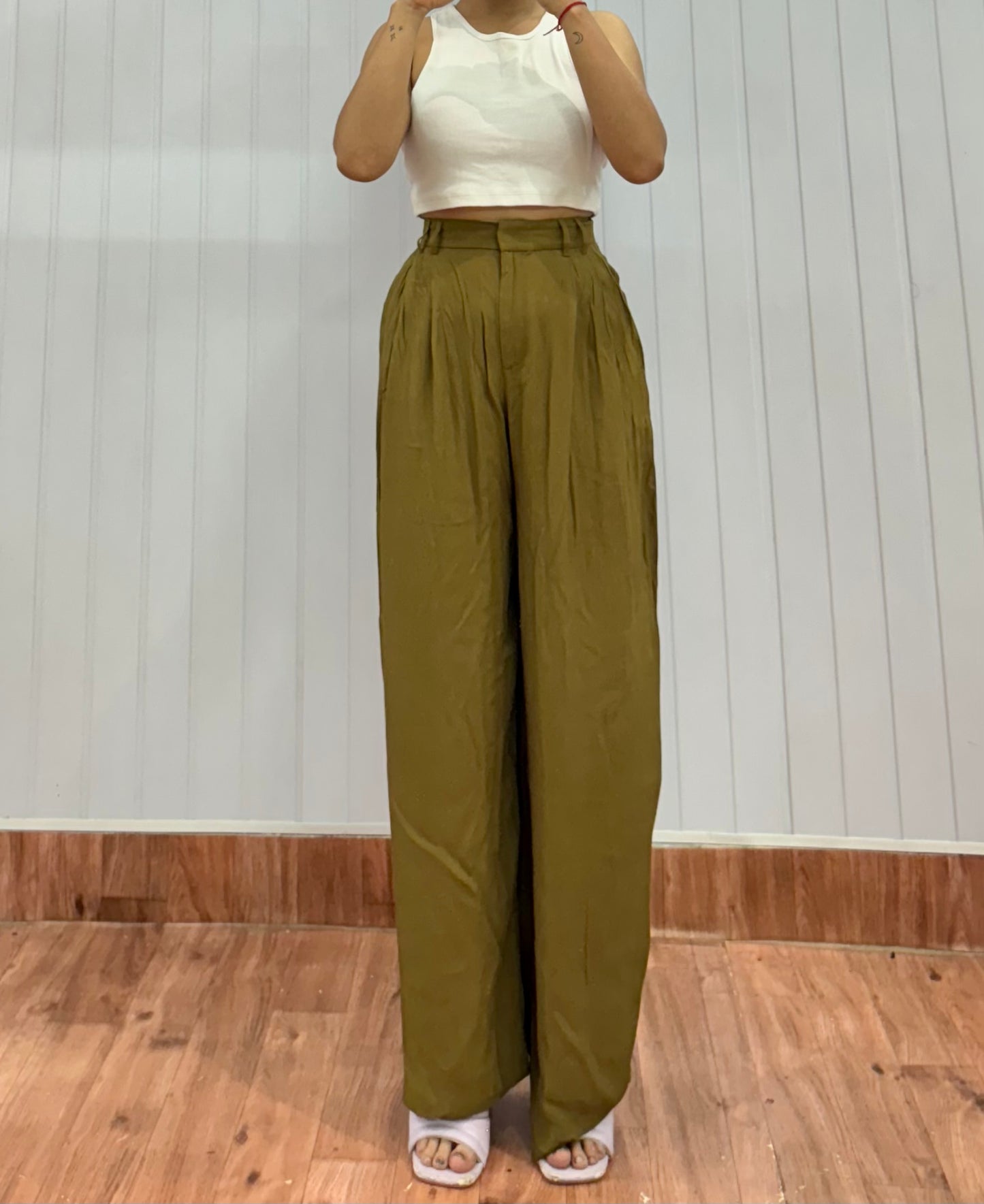 1512-24 Olive Balloon Pants