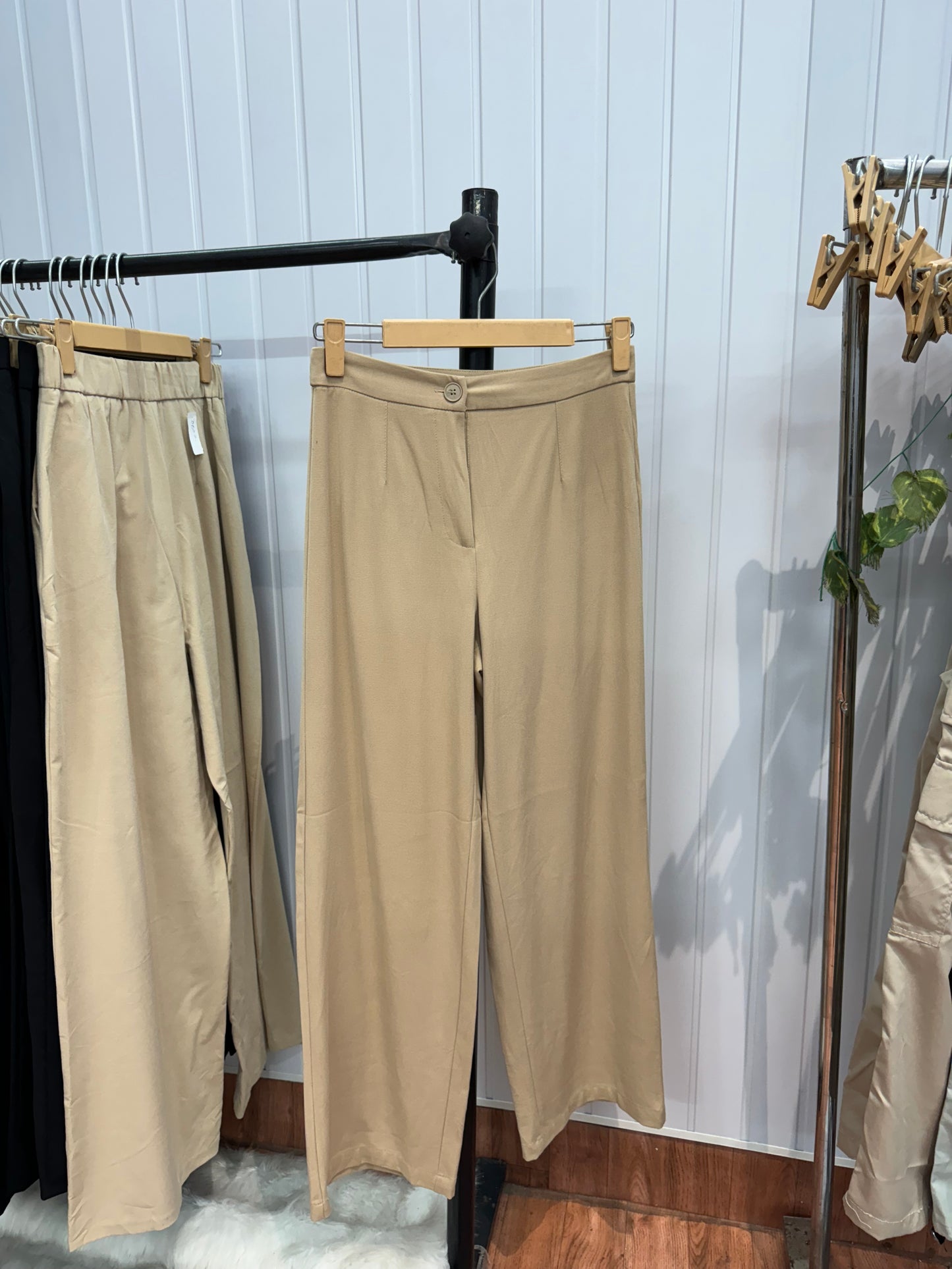 0801-28 Beige Trousers