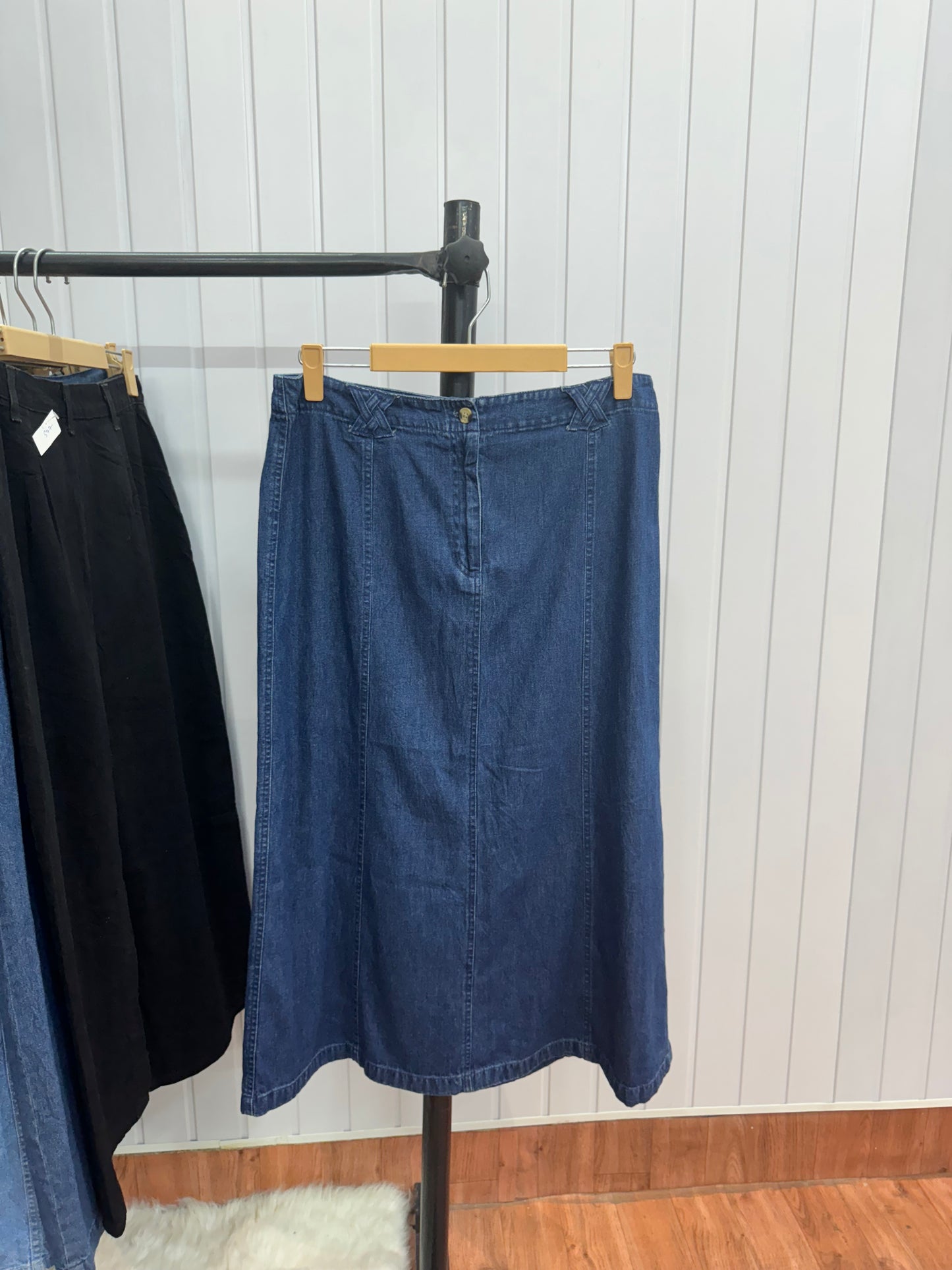 S78-34 Long Denim Skirt