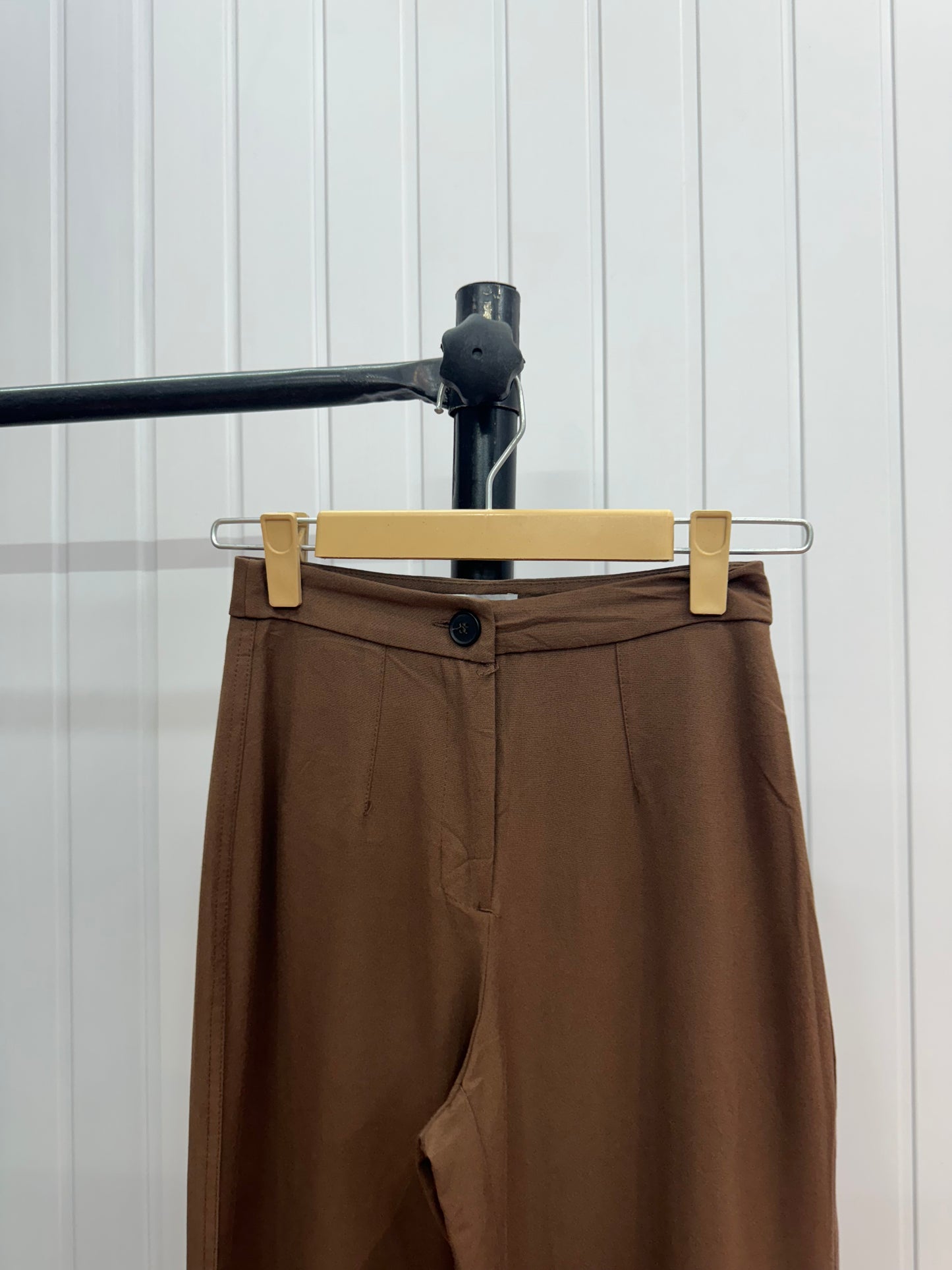 T16-24 Brown Trousers