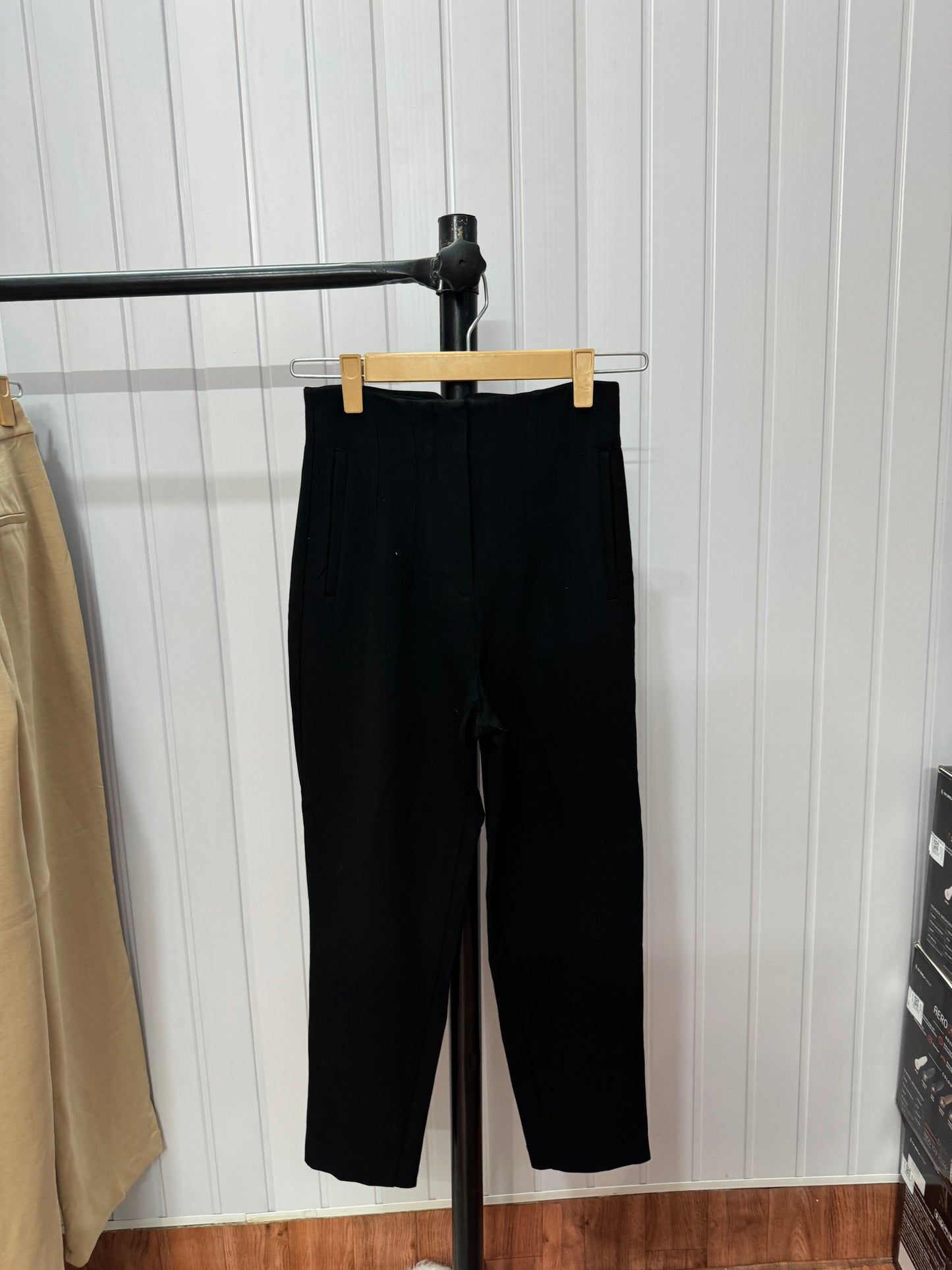 0837-26 Tapered Trousers