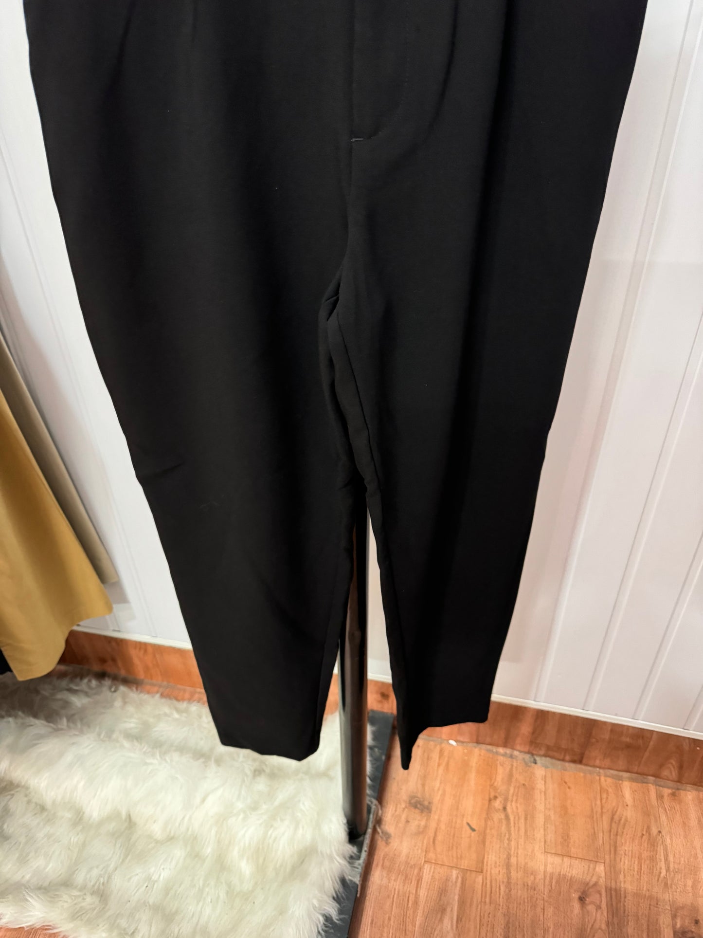 0835-28 Tapered Trousers