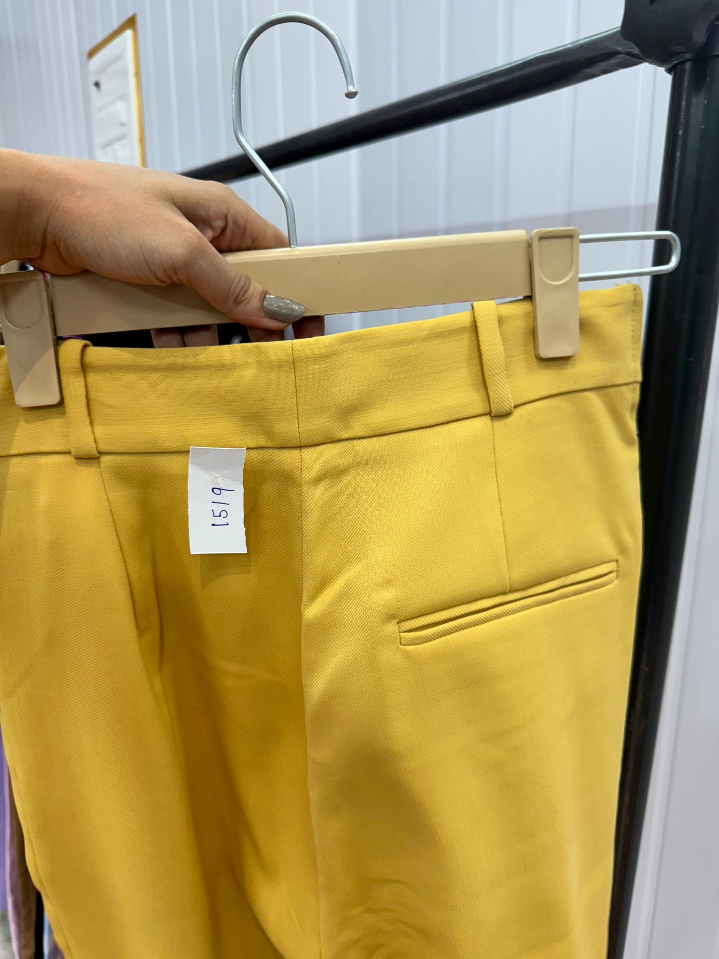 1519-26 Yellow Tapered Pants