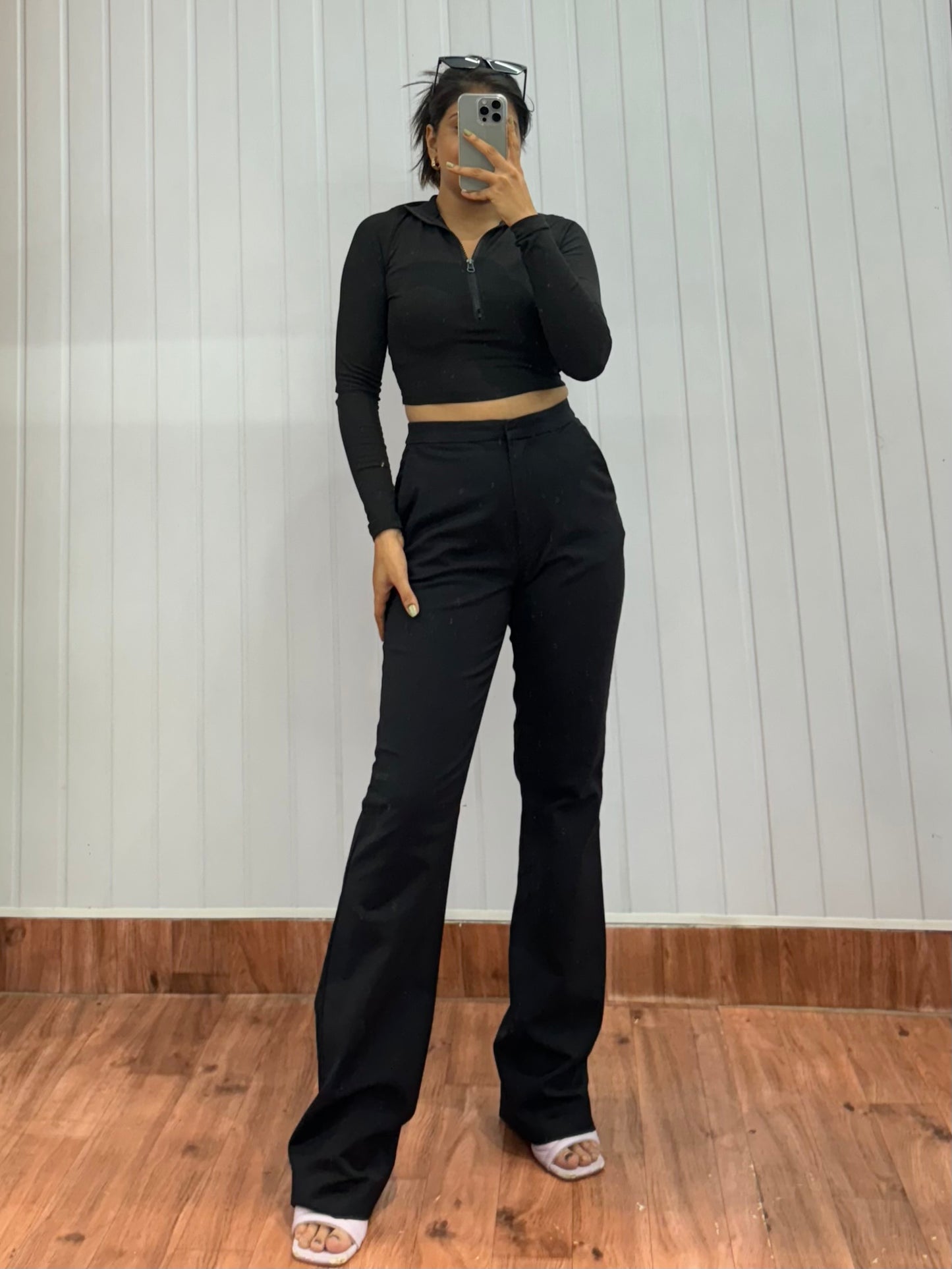 0833-26 Black Straight Trousers