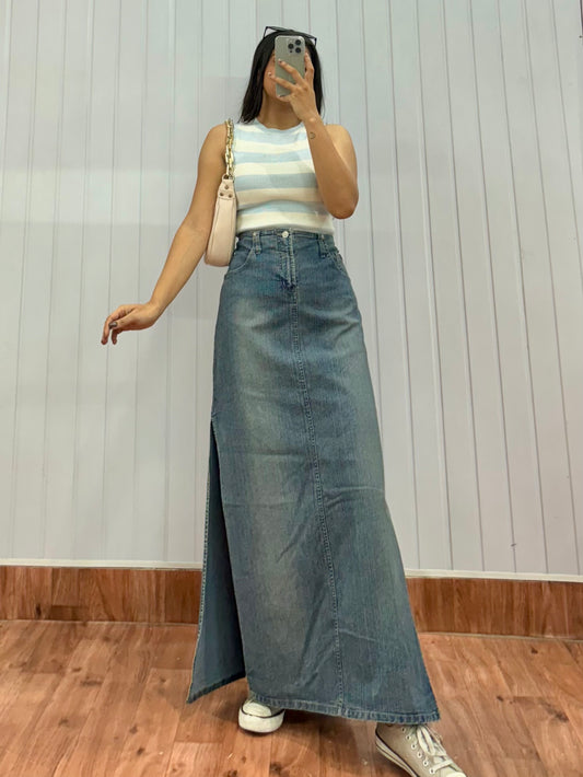 S51-30 Side slits denim skirt