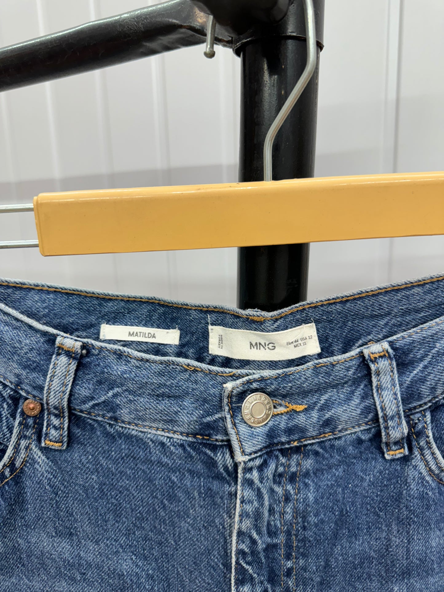 0719-36 Straight Fit Jeans