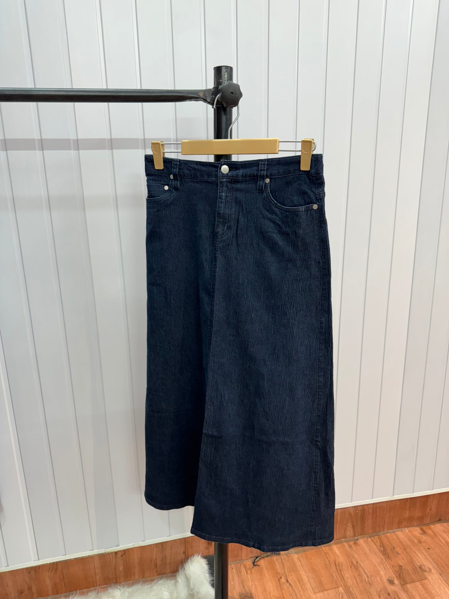 S43-30 Long Denim Skirt