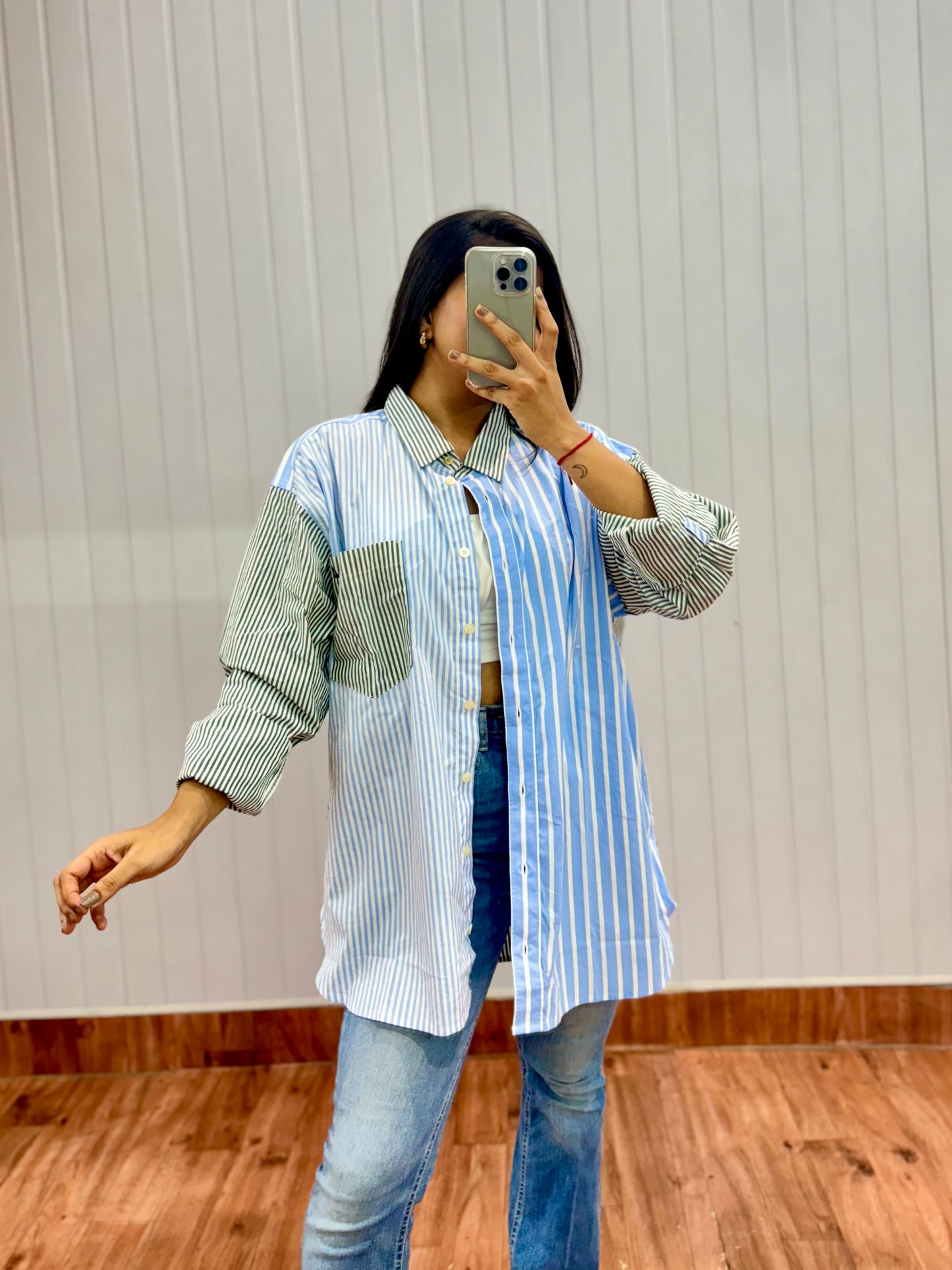 S02-Color block Stripe Shirt