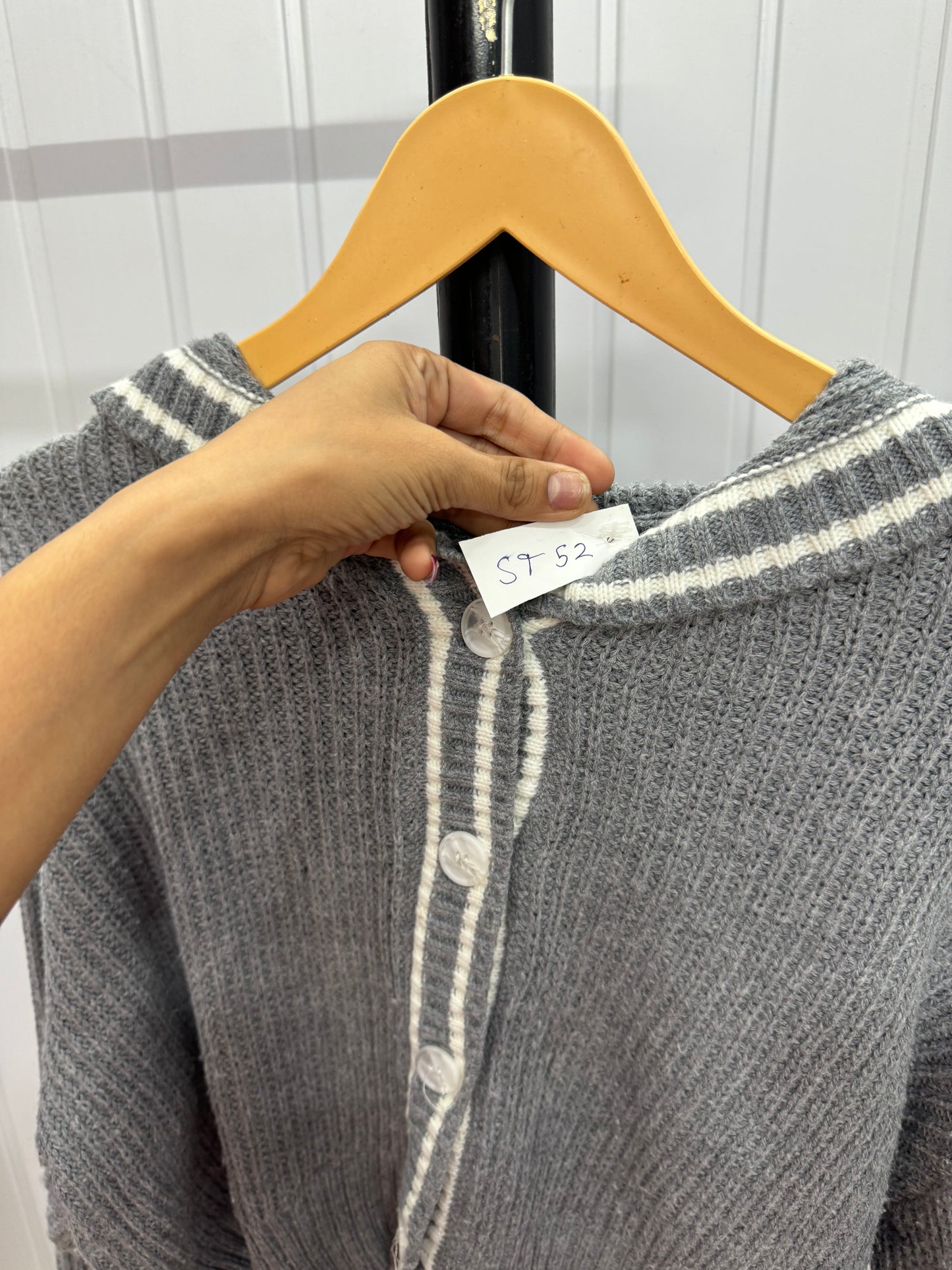 ST52-Grey Cardigan