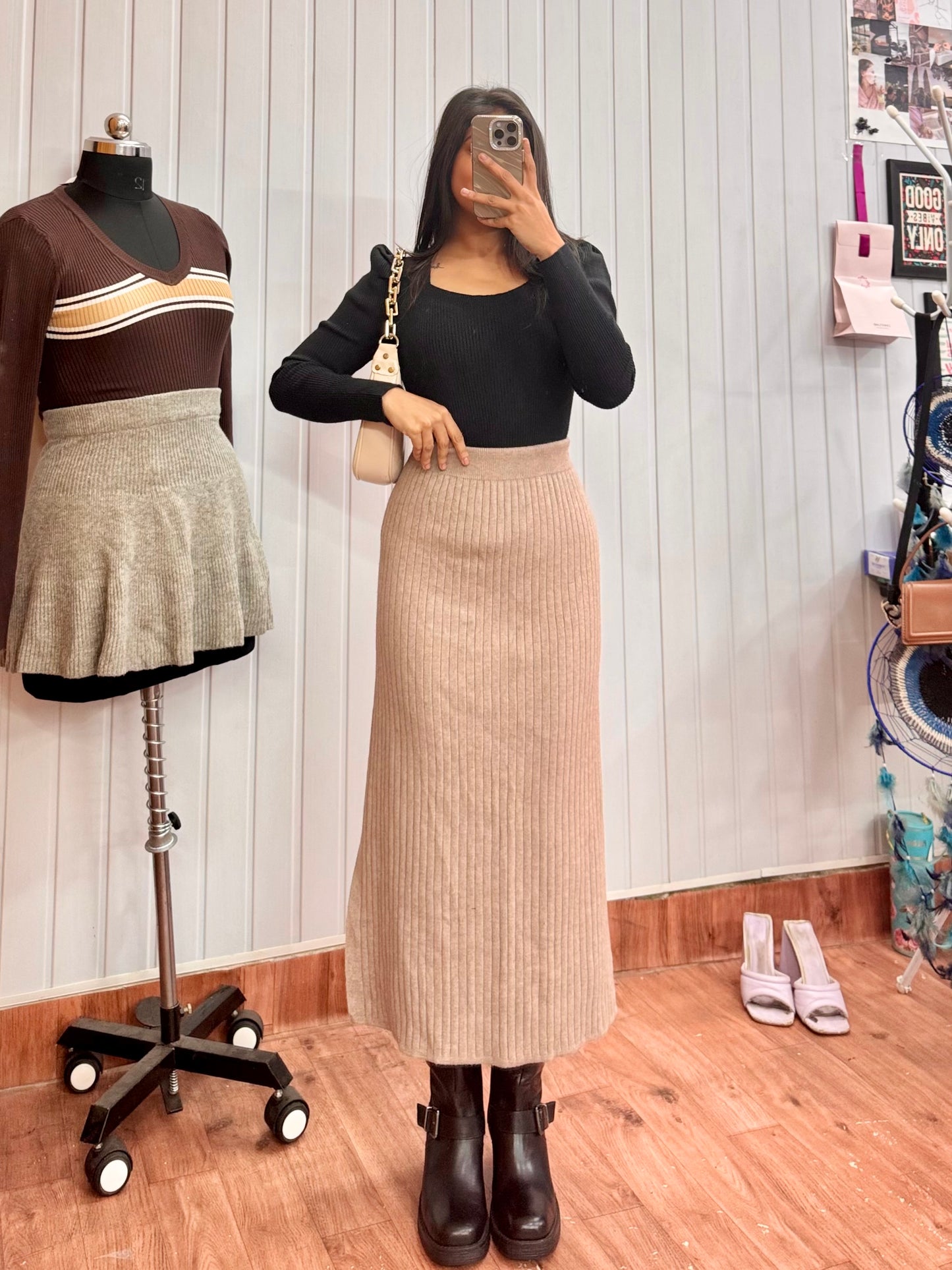 Beige Ribbed Skirt