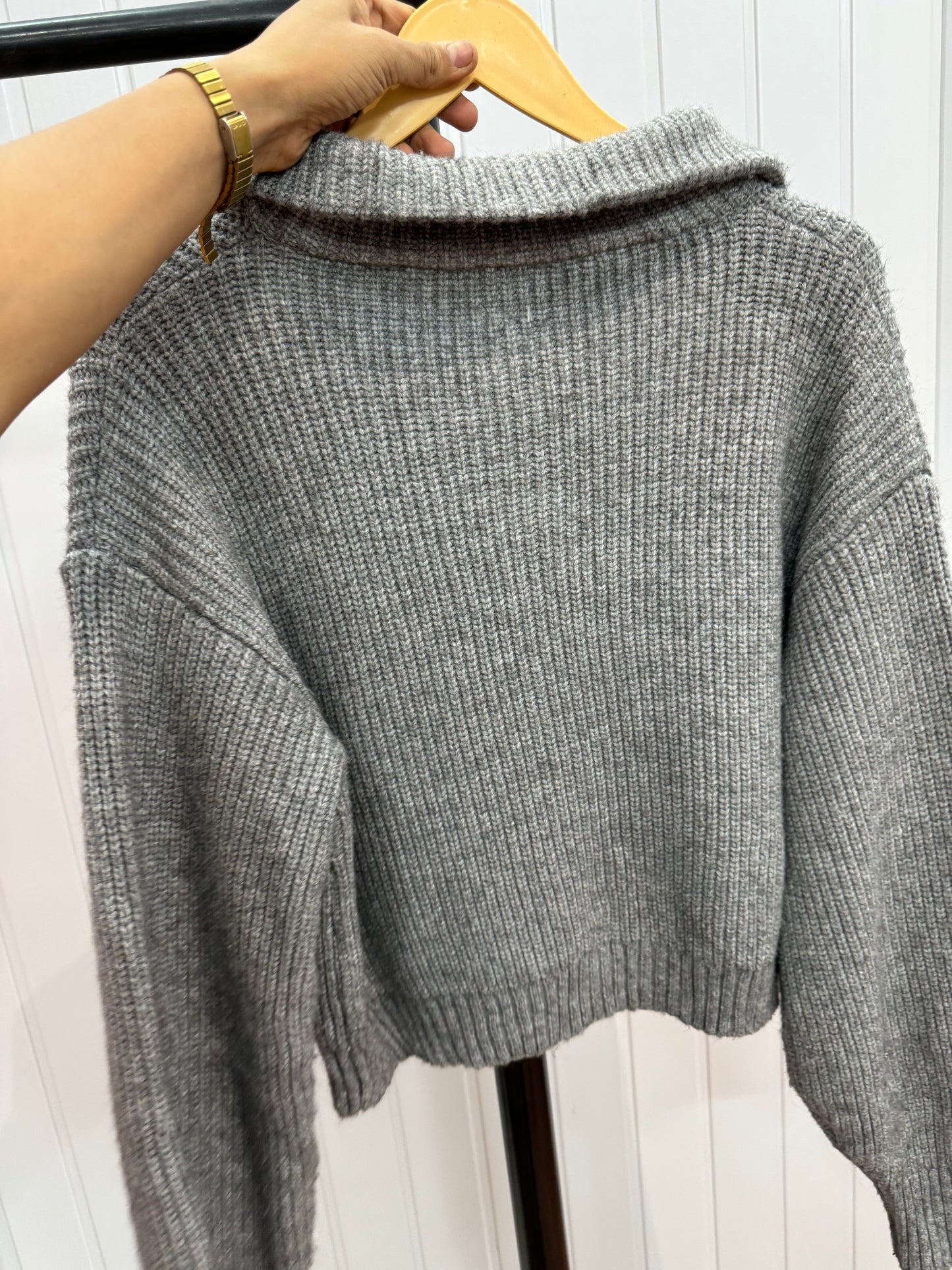 ST02-Grey Zipper Sweater