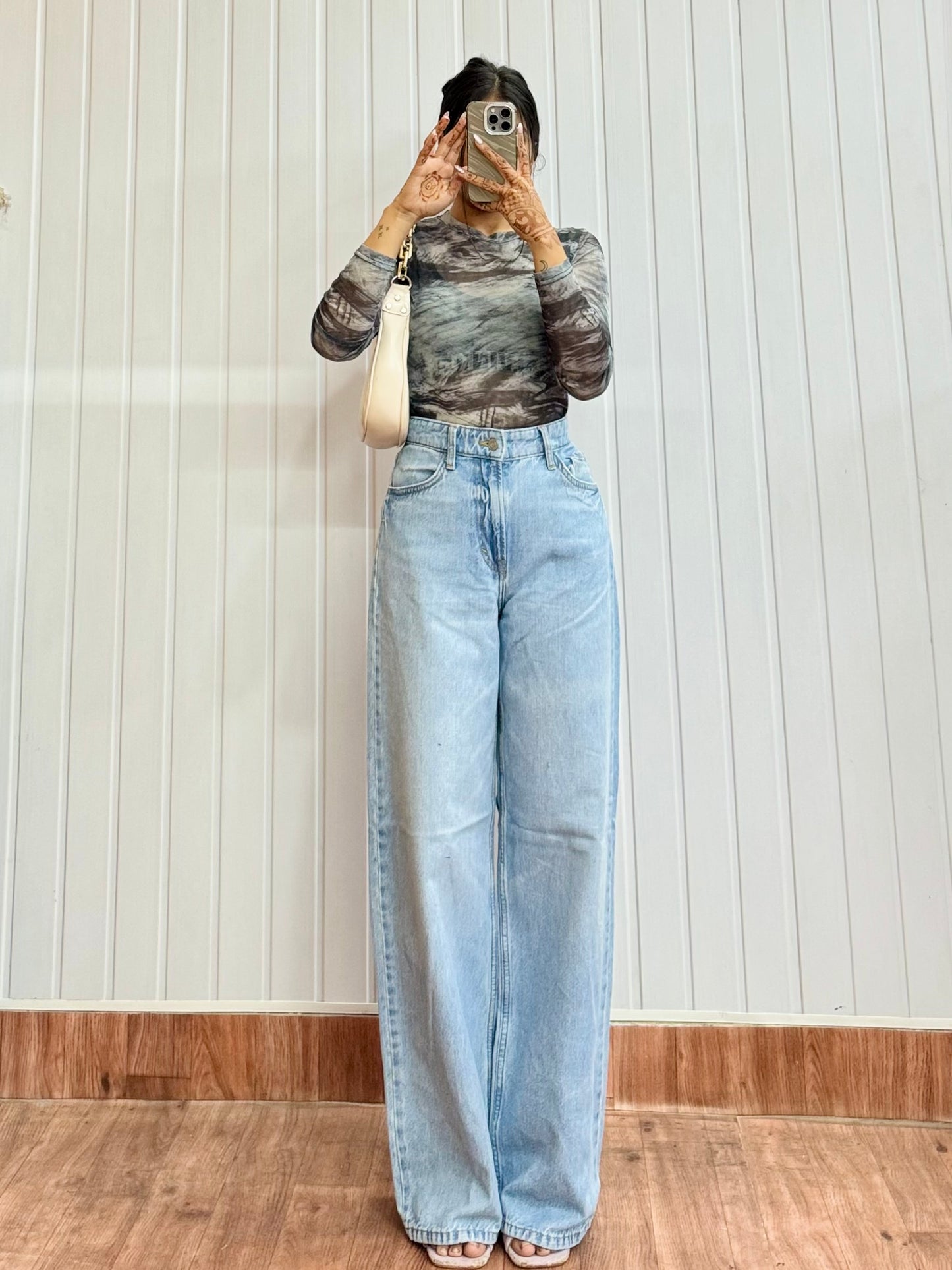 DE362-28 Wideleg Jeans