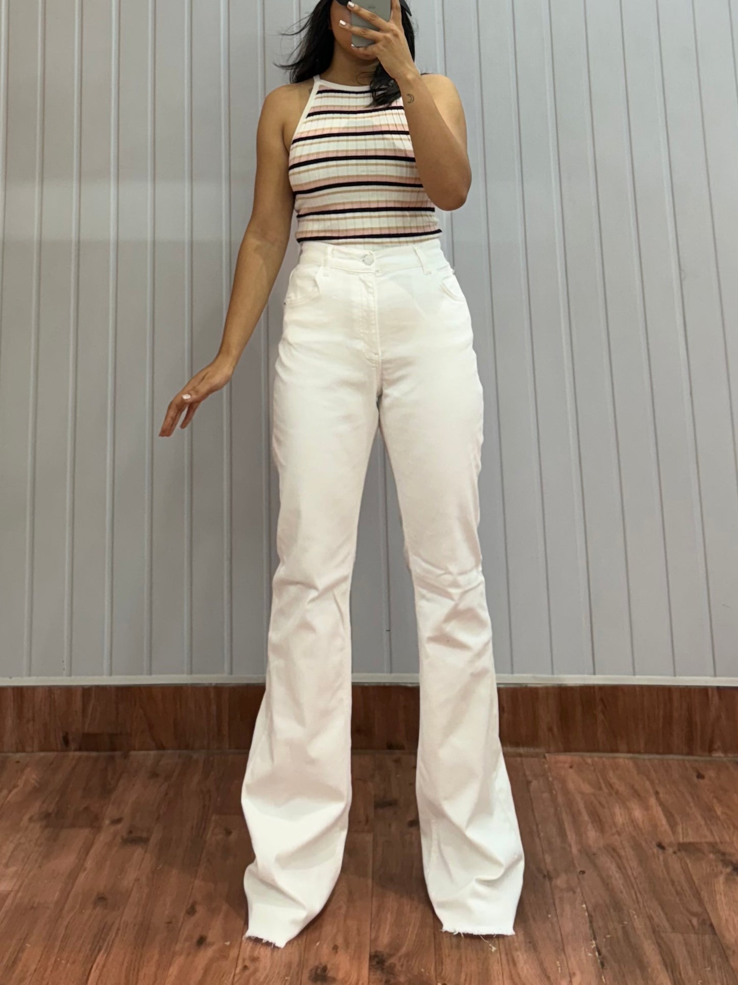 0508-28-30 White Bootcut