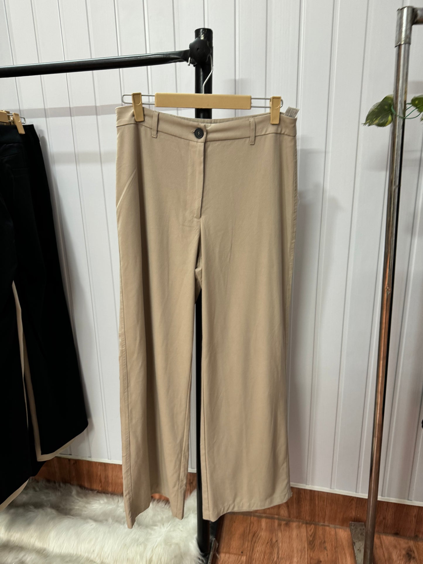 0601-32 Beige Trousers