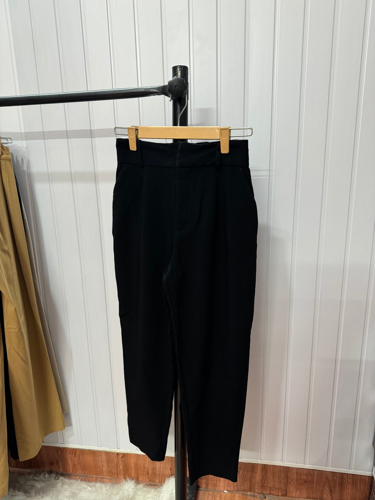 0835-28 Tapered Trousers