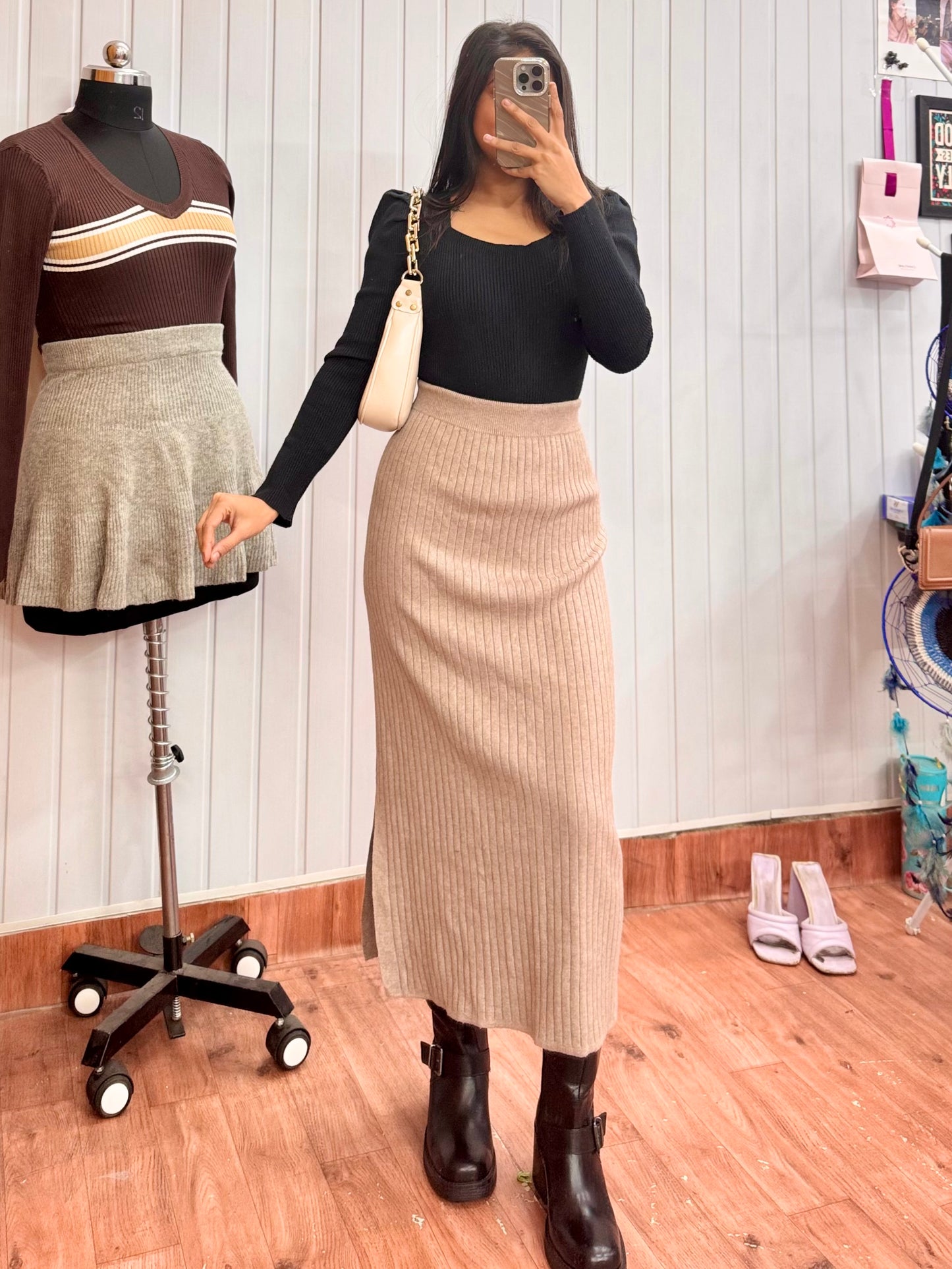 Beige Ribbed Skirt