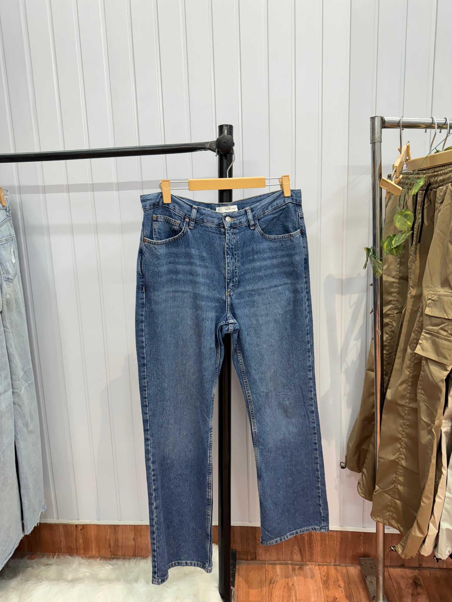 0719-36 Straight Fit Jeans