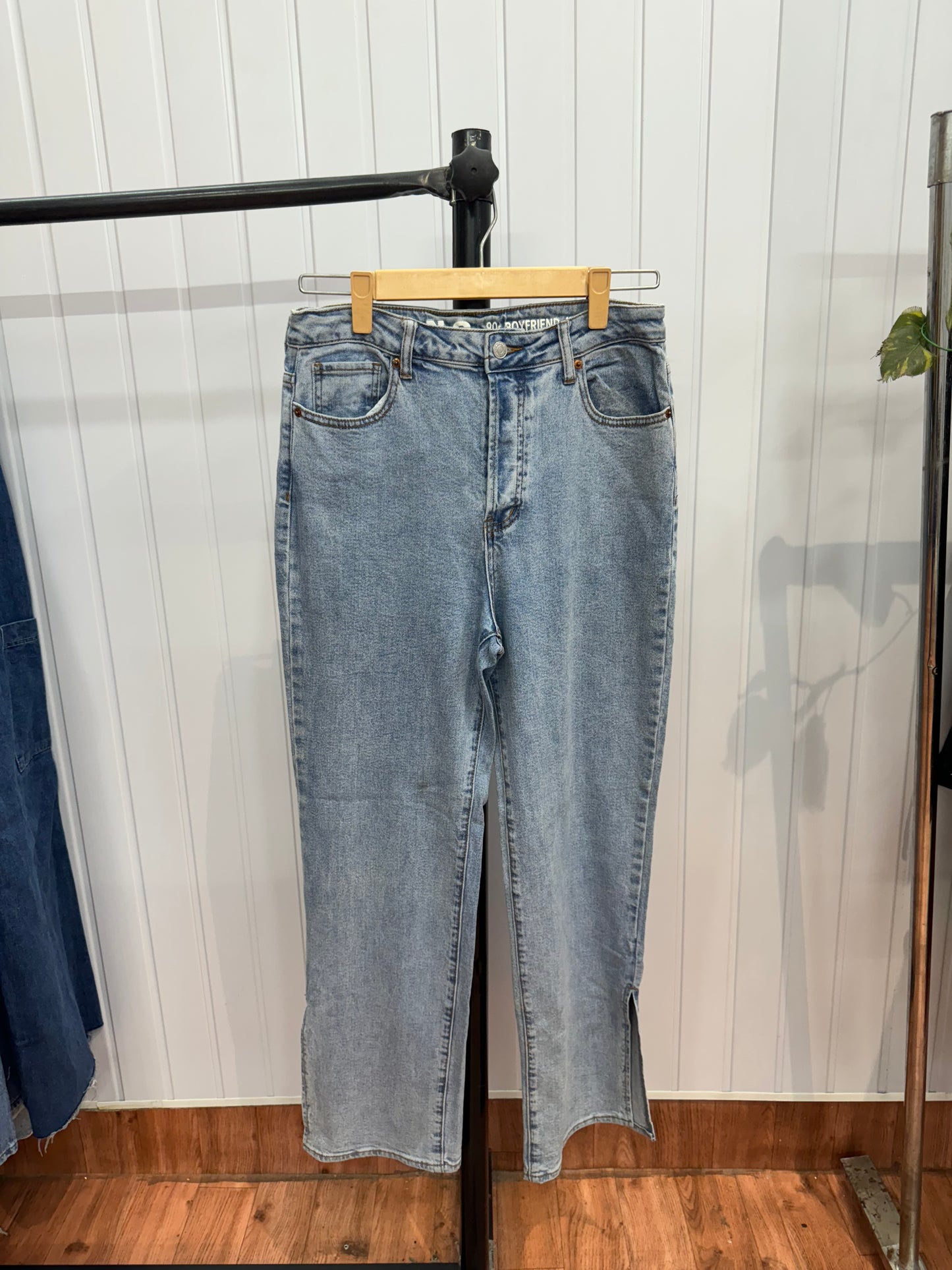 0201-30 Straight Fit Jeans