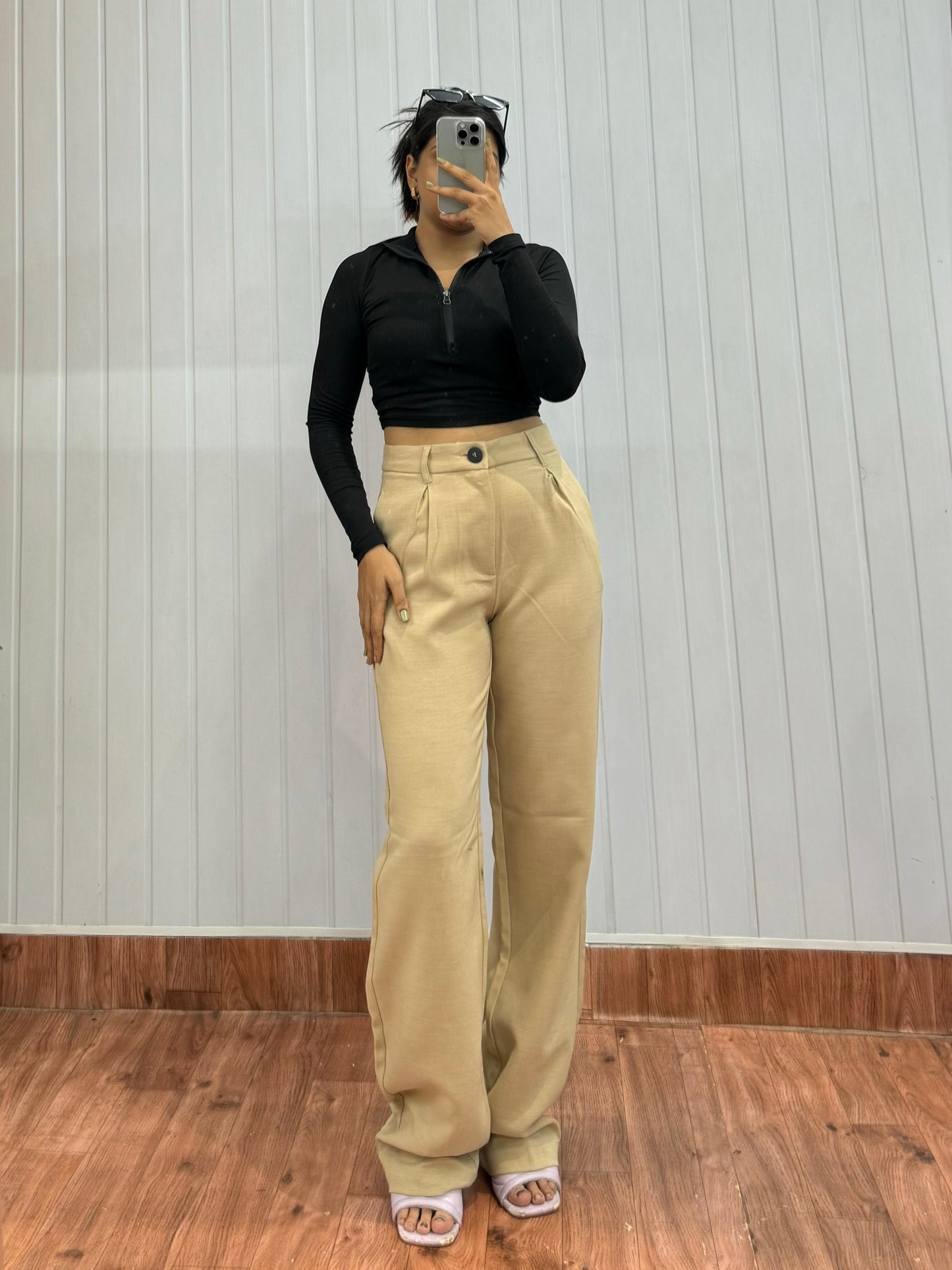 0836-28 Light Beige Trousers