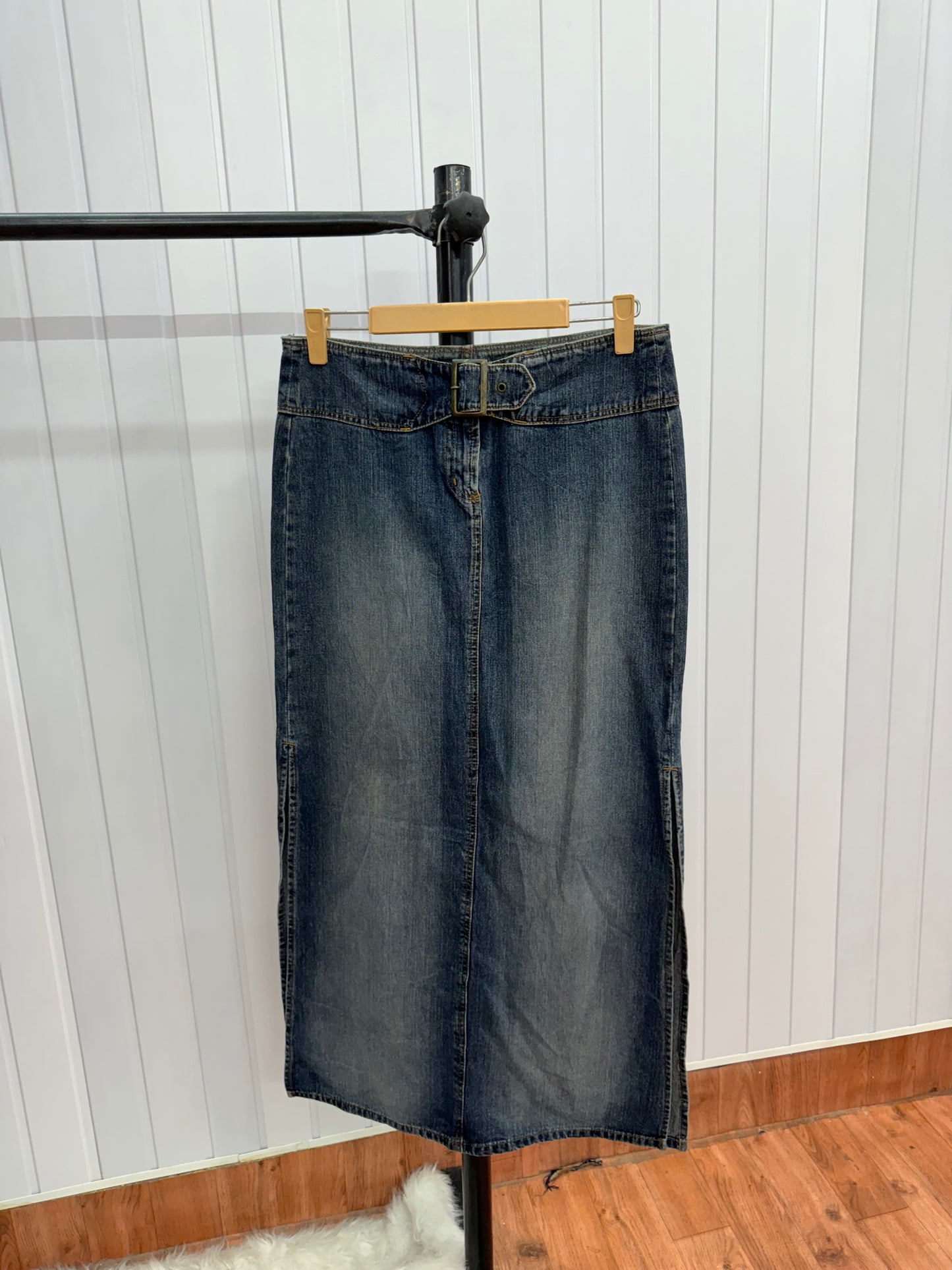 S49-34 Vintage Long Denim Skirt