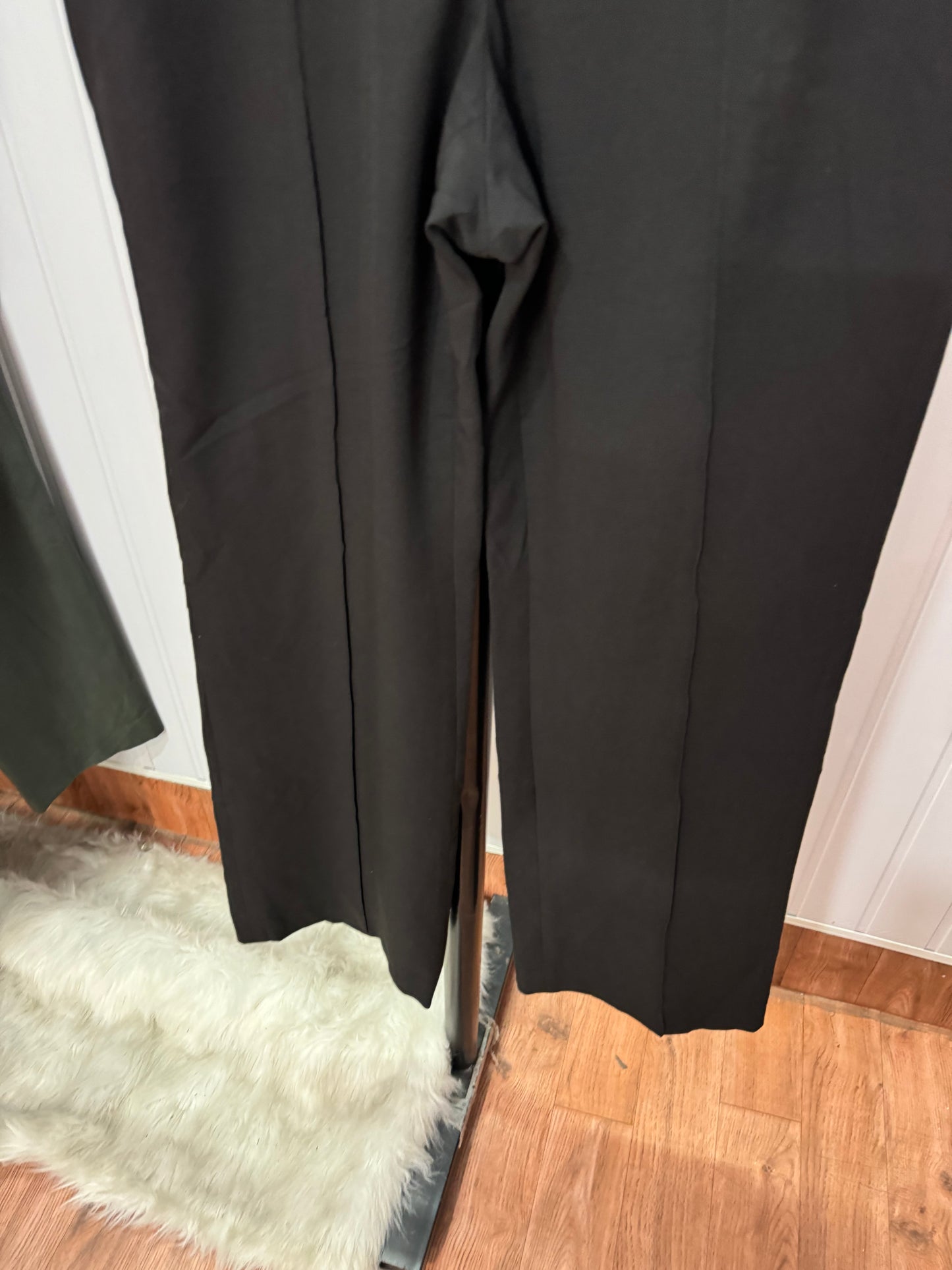 0829-32 Black Trousers