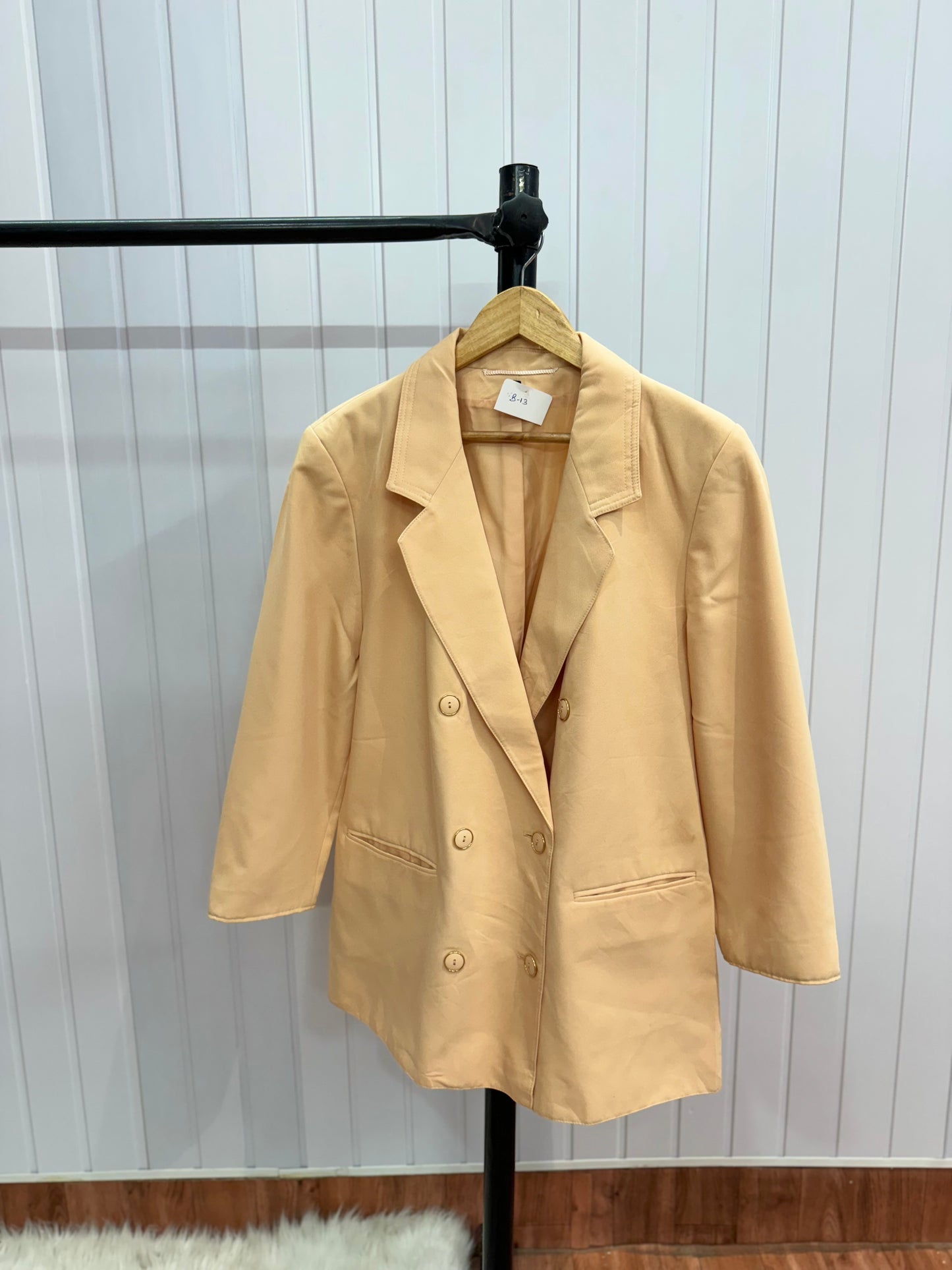 B13-Beige Oversized Blazer